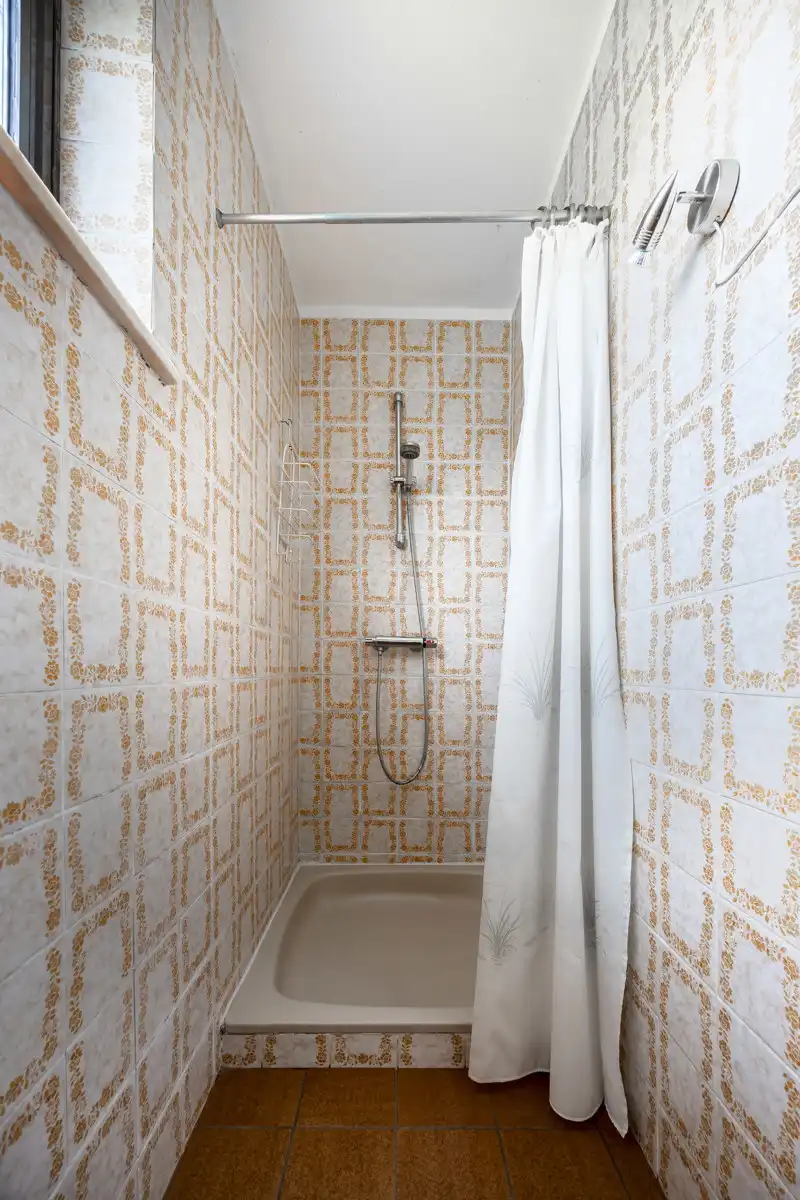 Vrijstaande woning met veel potentieel foto 12