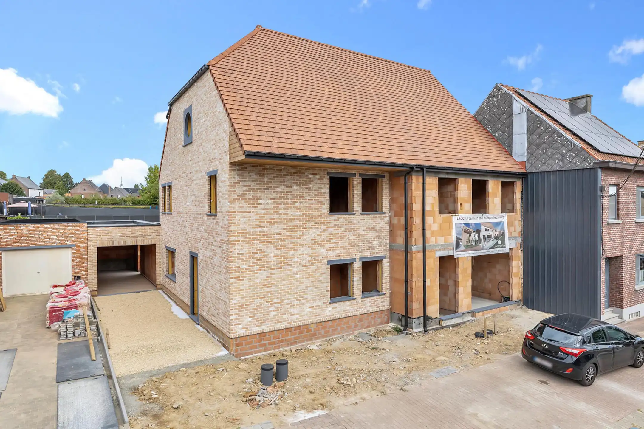 Stijlvolle nieuwbouwwoning op toplocatie in Haaltert foto {{pictureIndex}}