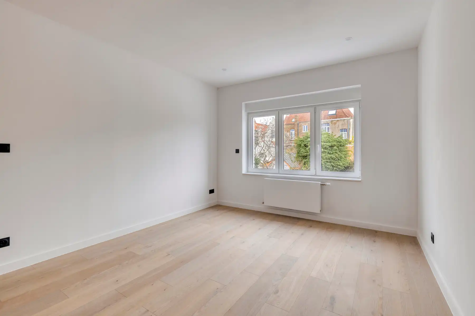 Gerenoveerde (2025) stadswoning met tuin foto 18