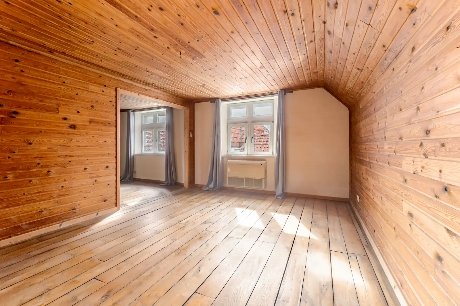 Karaktervolle halfopen woning op een riant perceel van 2.144 m² in Sint-Eloois Winkel! foto 15