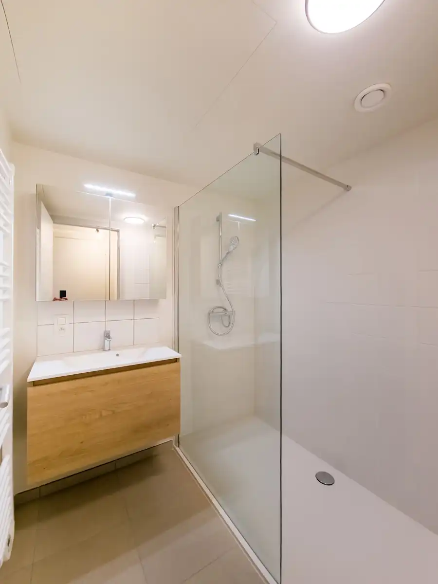 Prachtig Modern nieuwbouwappartement met 2slpk. en balkon foto 17