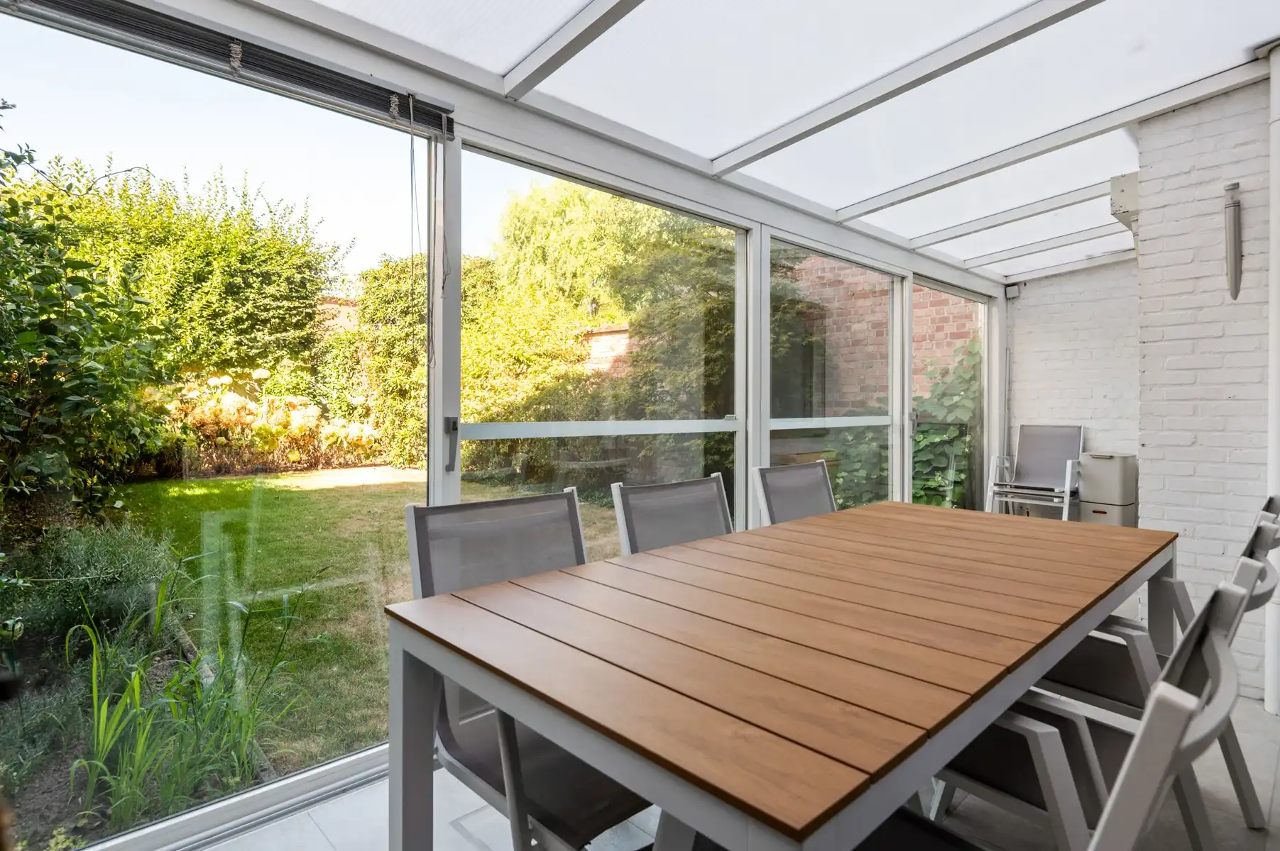 Modernistische woning met 6 slaapkamers en zuidwesttuin foto 18