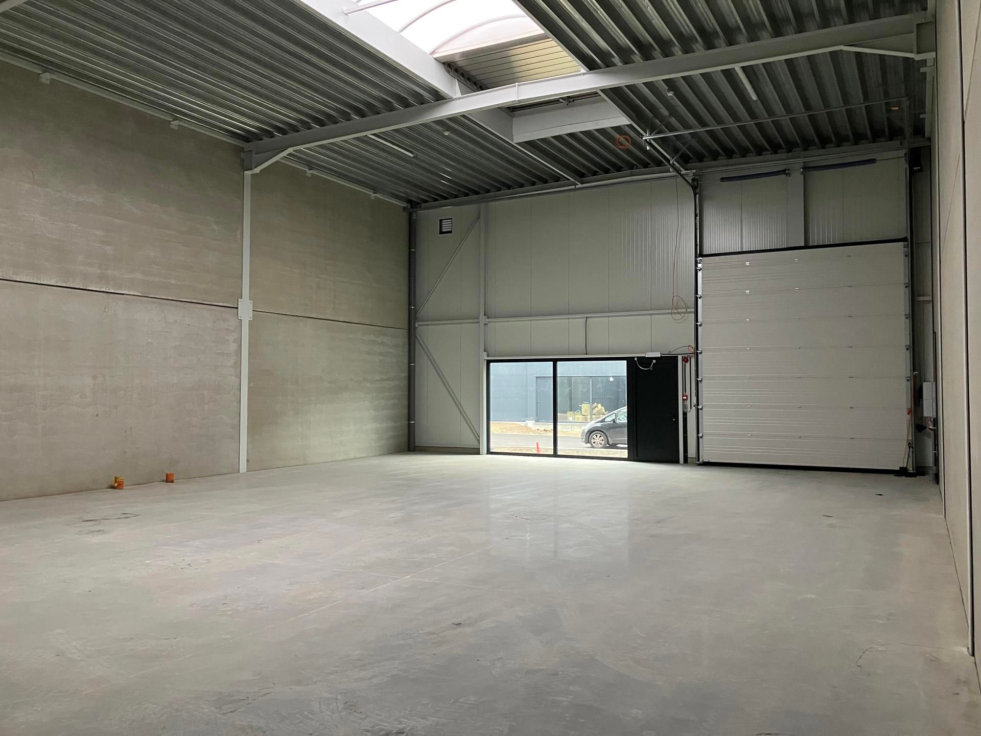 NIEUWBOUW KMO-UNIT VAN 220M² foto 2