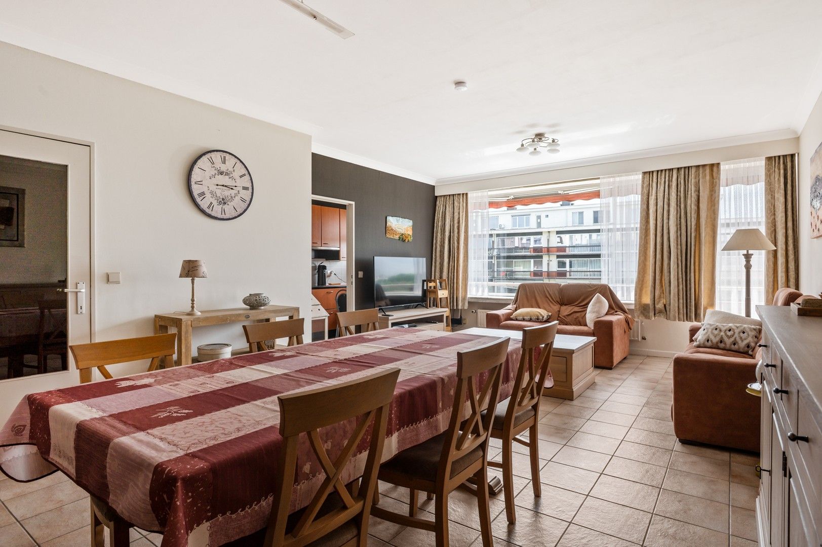 Ruim lichtrijk appartement met 2 slpk, lift en 2 terrassen foto 3