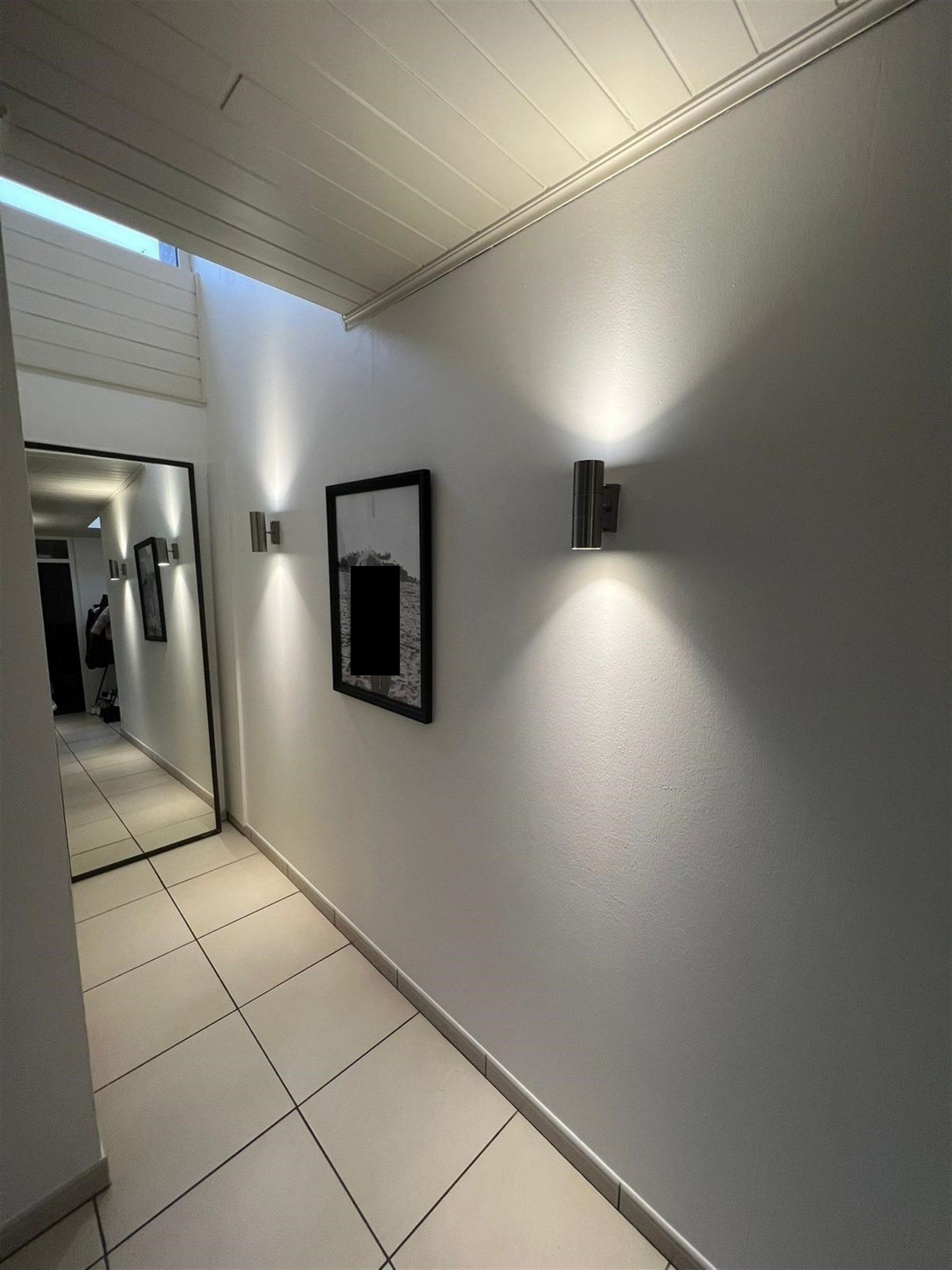 Ruime bungalow met twee slaapkamers en grote tuin foto 12