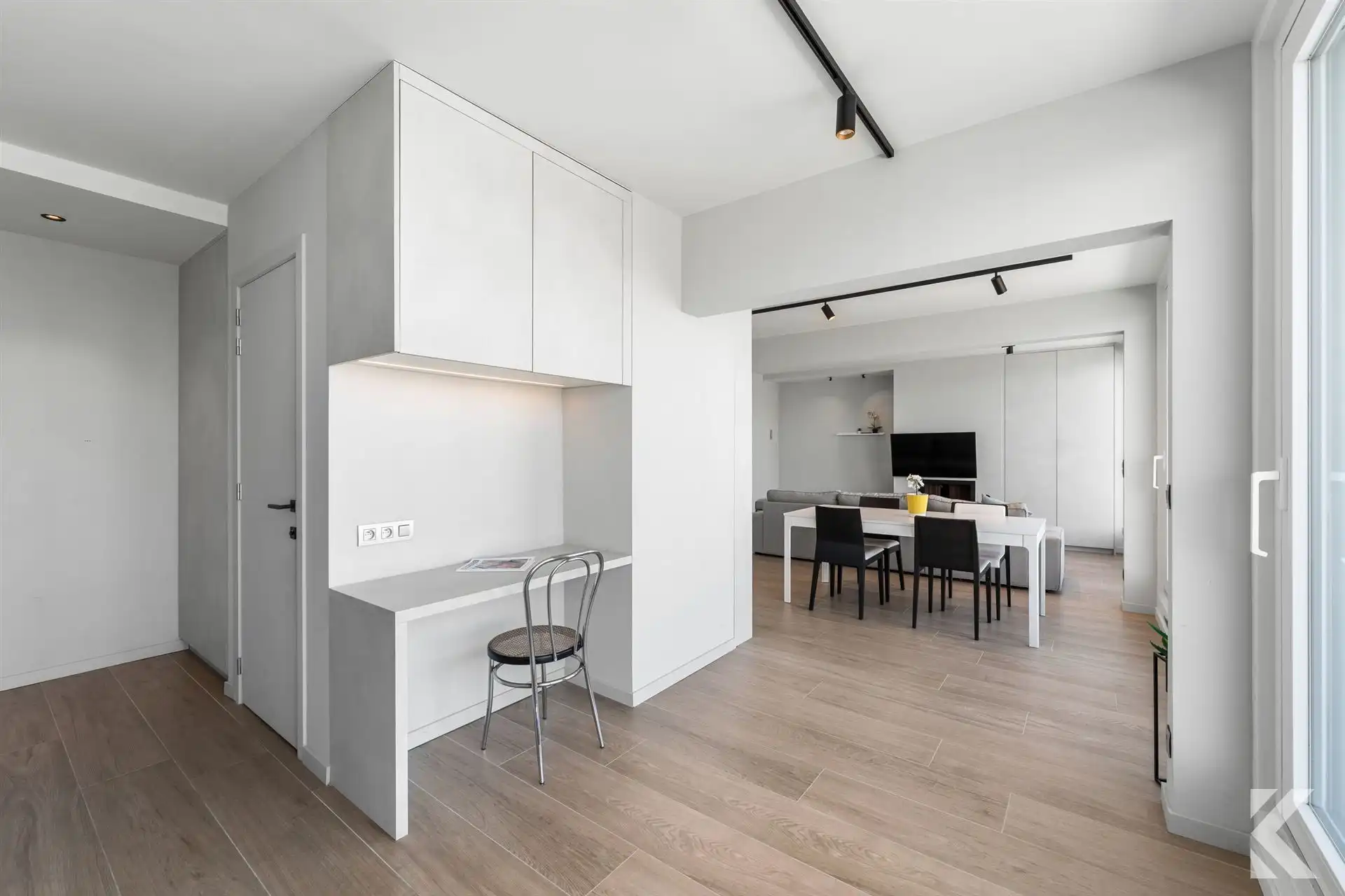 Gerenoveerde penthouse, 65 m2 terrassen, panoramisch zicht foto 7