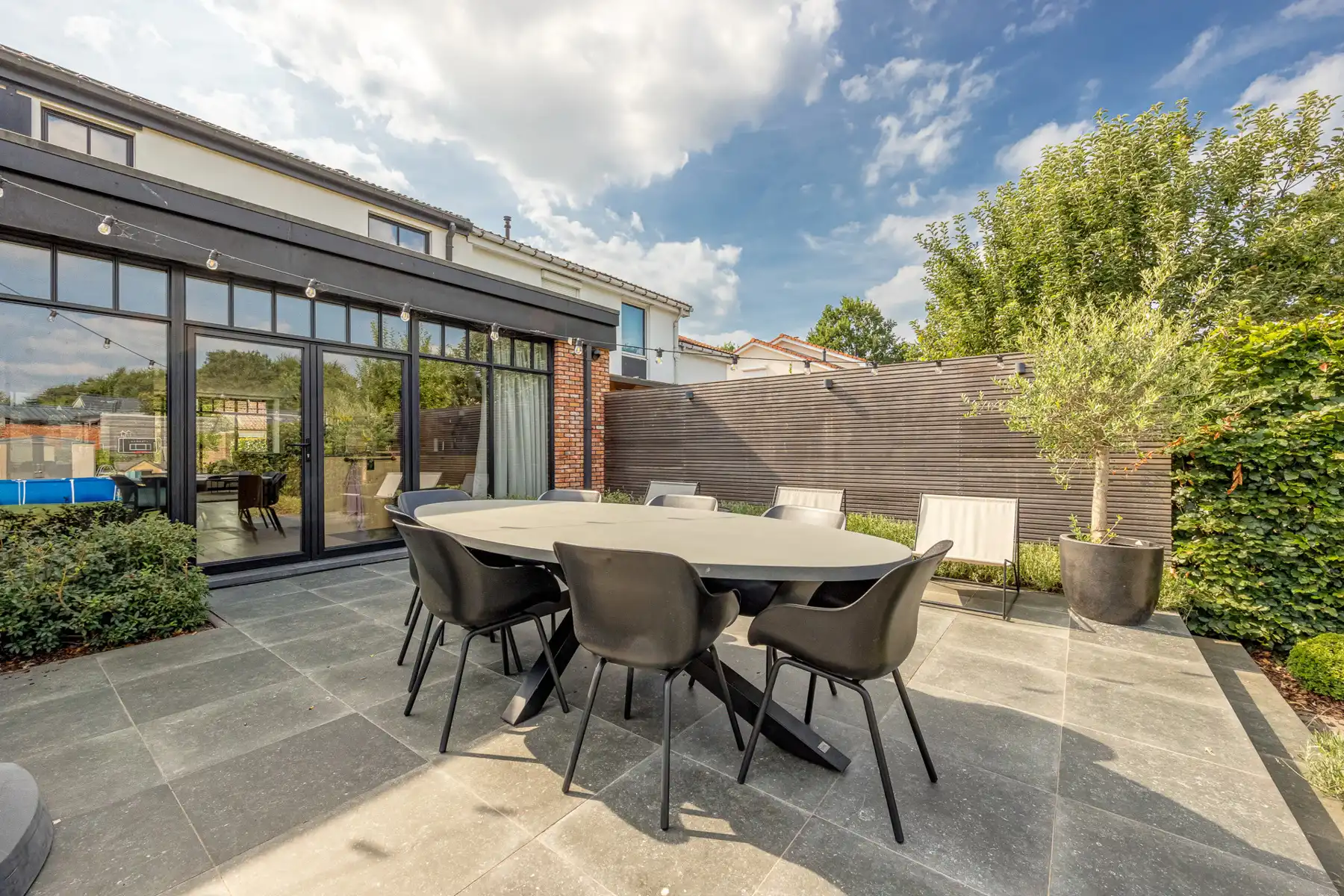 Volledig gerenoveerde woning met 3 slpk, bureau en EPC A foto 21