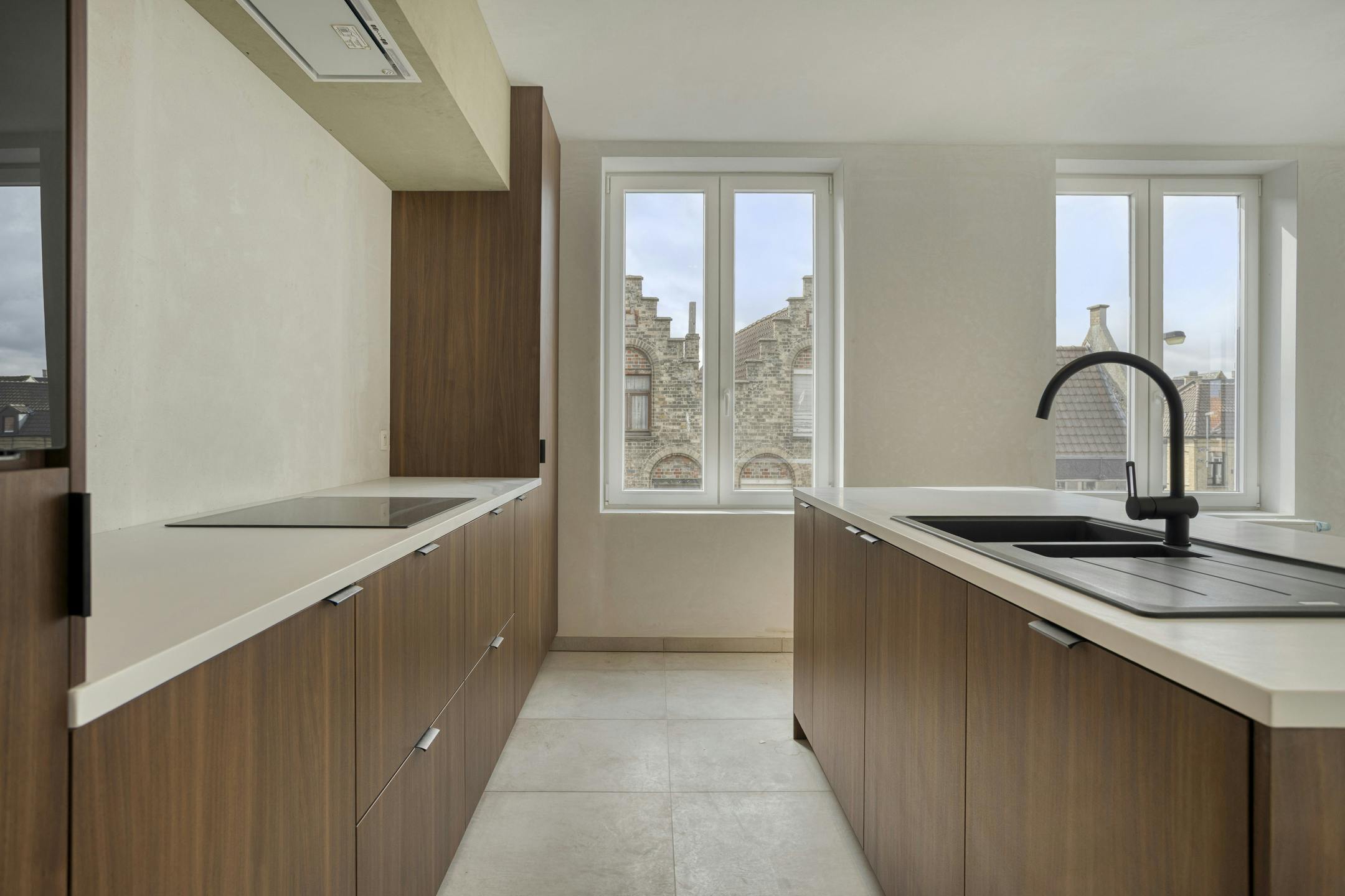 Gerenoveerde duplex met 3 slaapkamers in centrum Veurne. foto 12