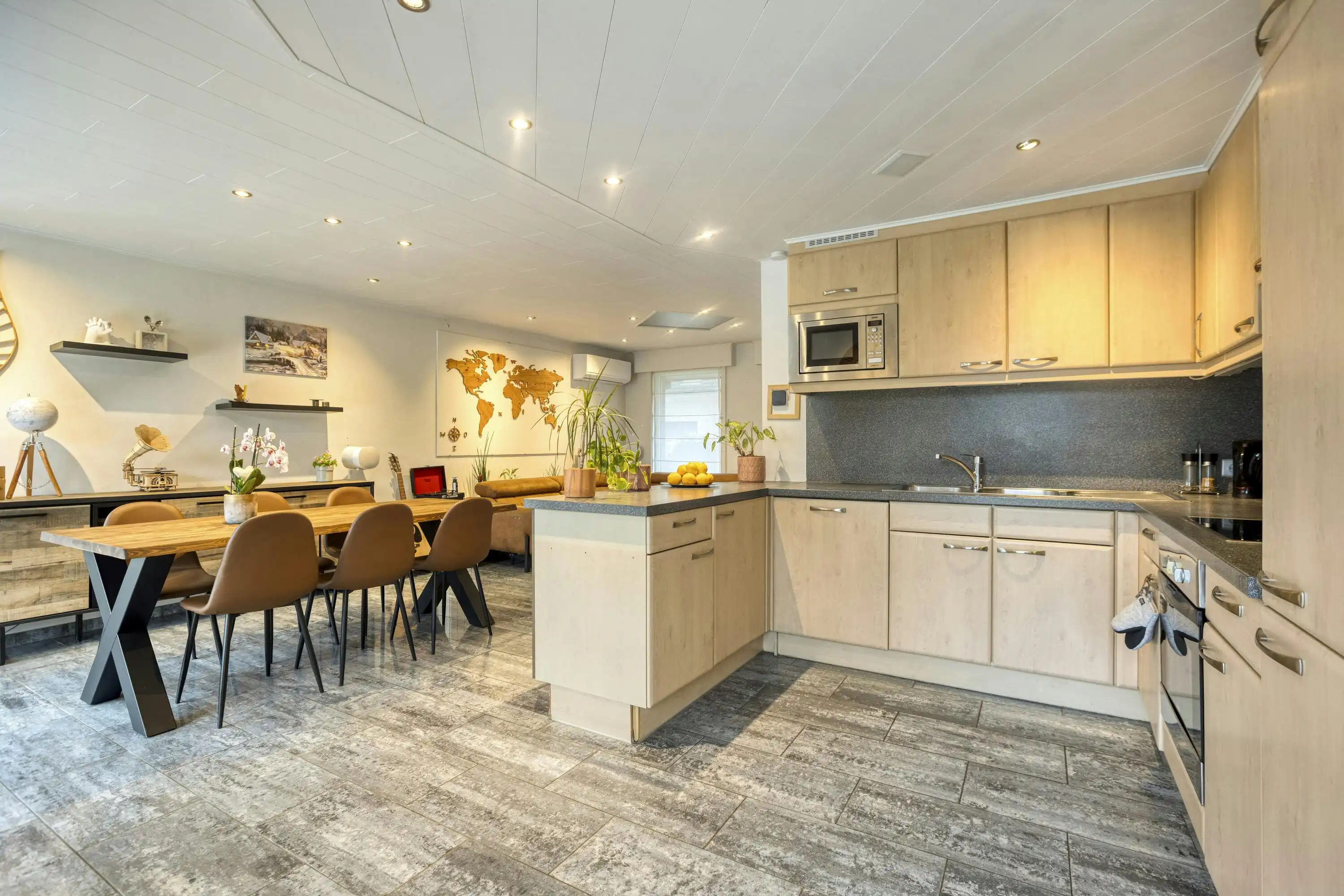 Instapklaar huis met 4 slaapkamers in Hertsberge foto 6
