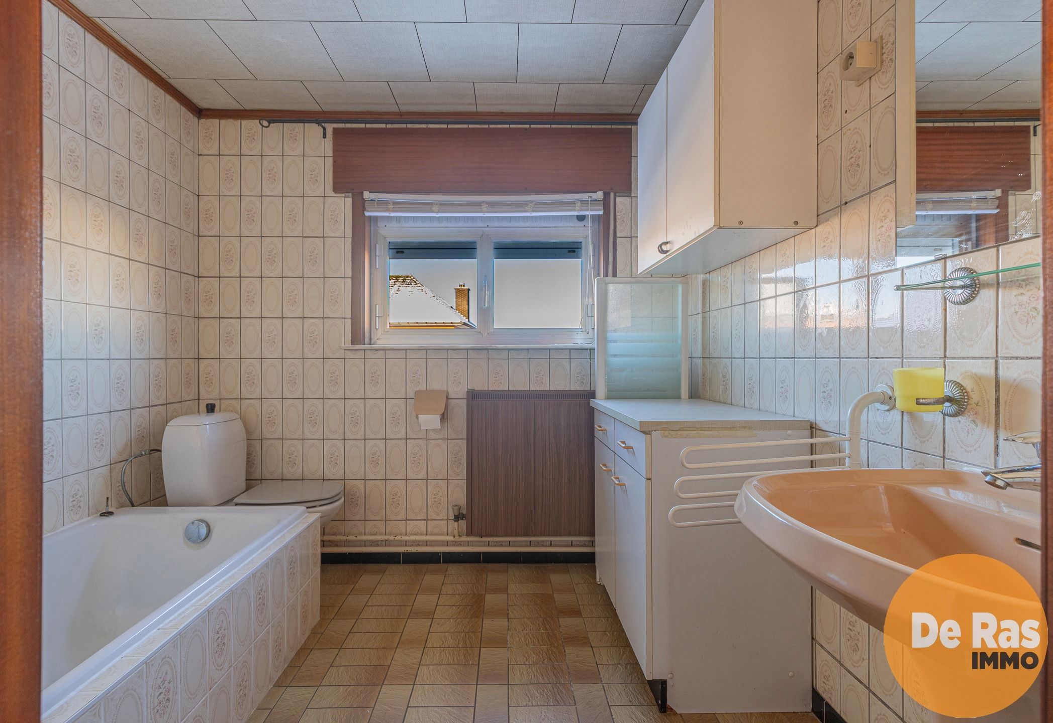 LEDE - Halfopen bebouwing met sterke basis en potentieel foto 13