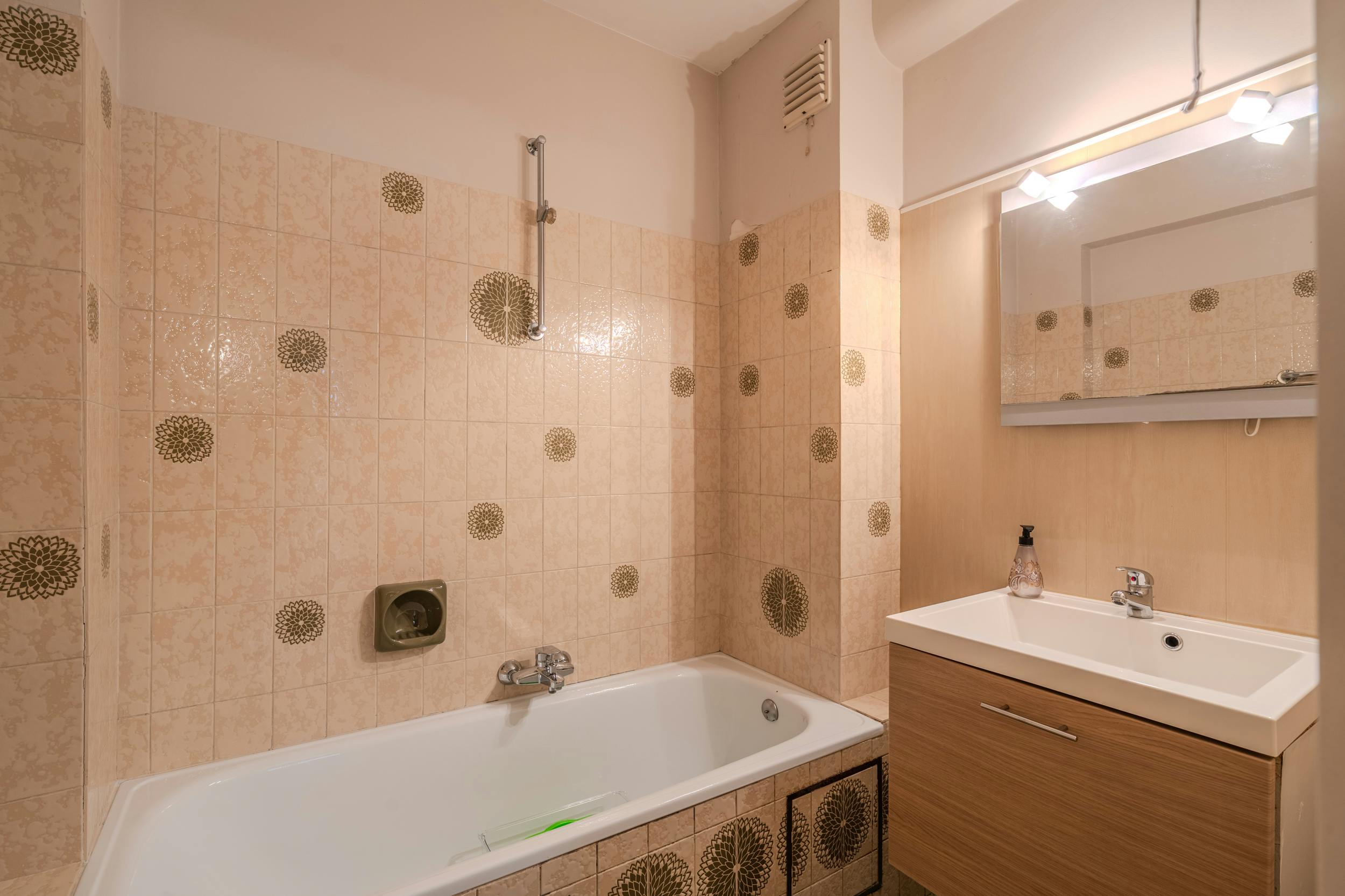 Lichtrijk 2-slaapkamer hoekappartement te koop te Oostende foto 8