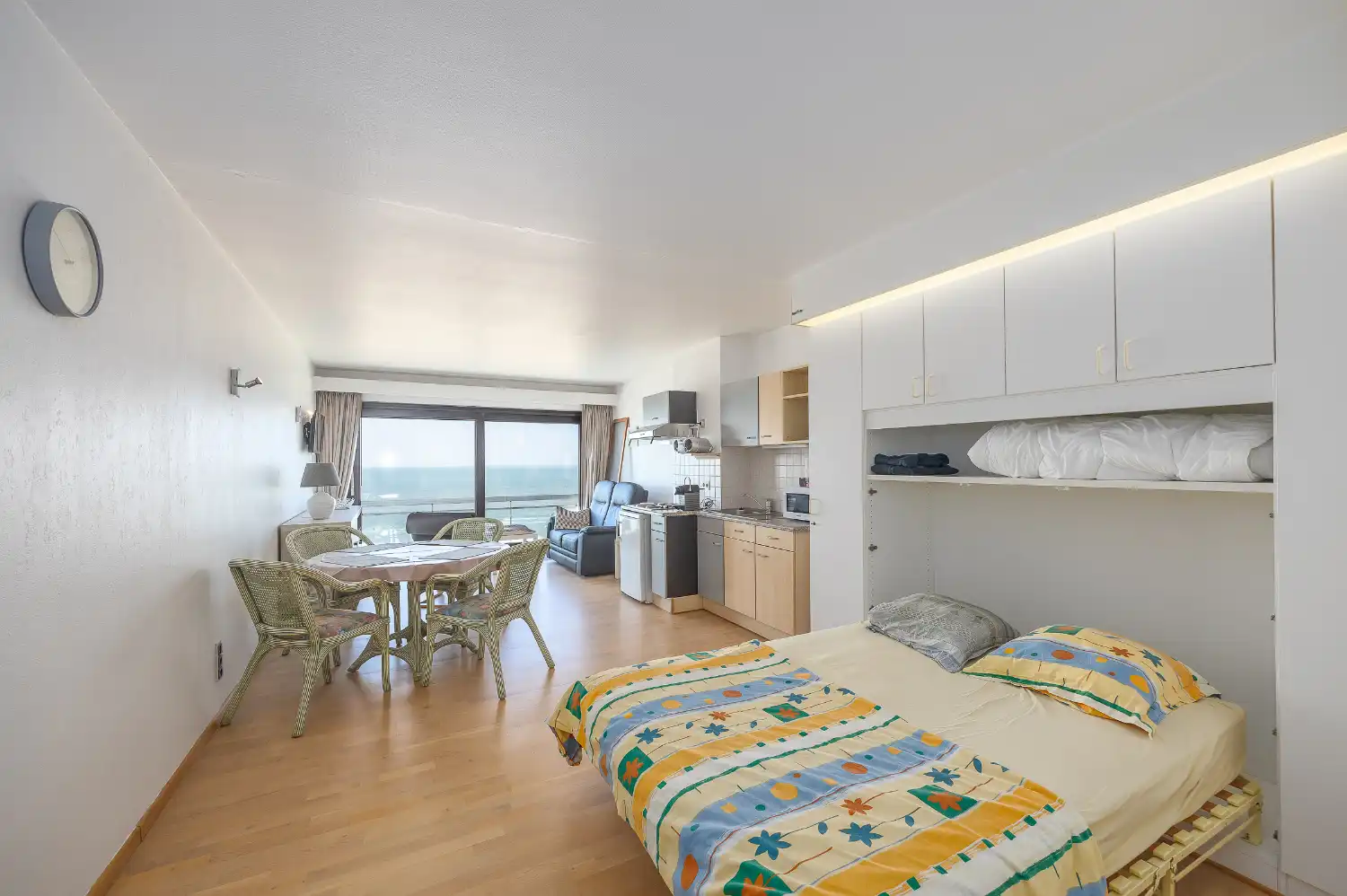Gezellig studio met terras en frontaal zeezicht in Middelkerke foto 10