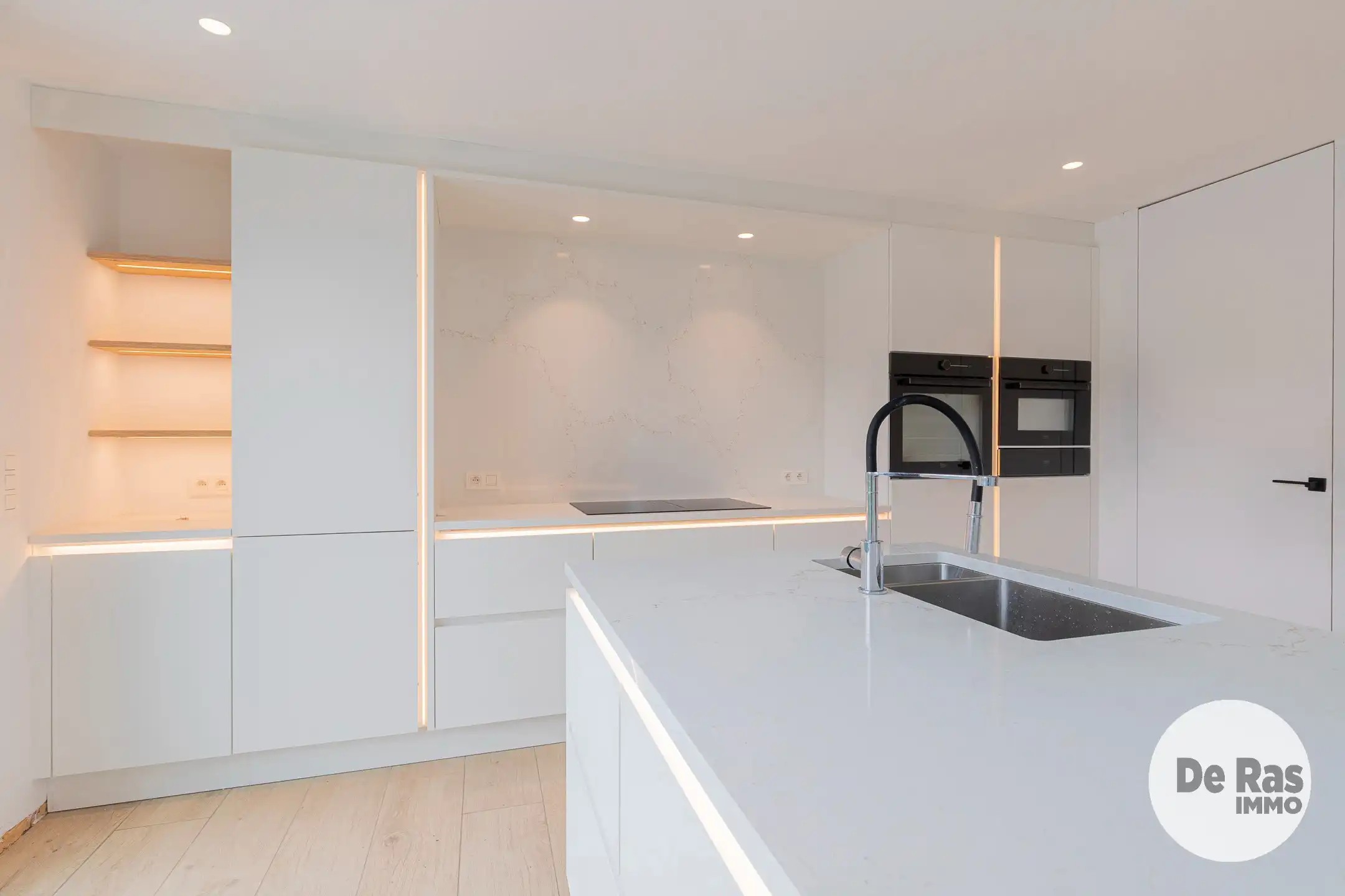 SMETLEDE - GERENOVEERDE WONING MET 4 KAMERS EN 2 BADKAMERS foto 11
