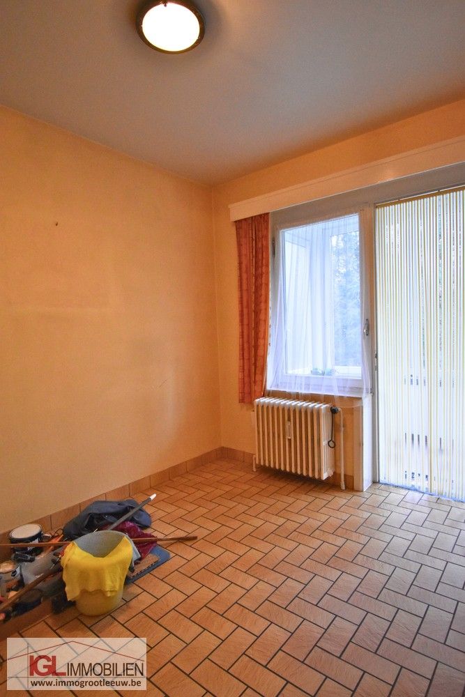 Ruim en rustig gelegen appartement met 2 slaapkamers, terras en garage te huur in Dilbeek foto 12