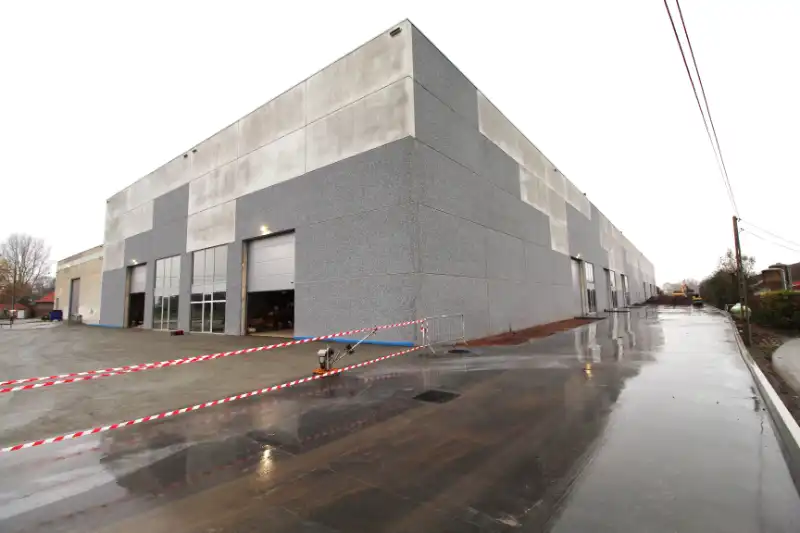 Nieuwbouw loods van 264m² te huur langs de Diksmuidsesteenweg te Hooglede/Roeselare foto 5