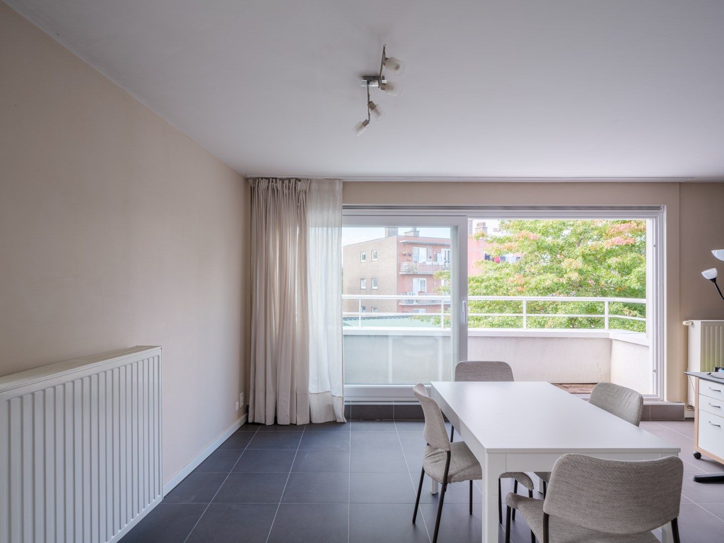 Recent appartement in Zwijnaarde, ideaal gelegen en voorzien van alle comfort! foto 6