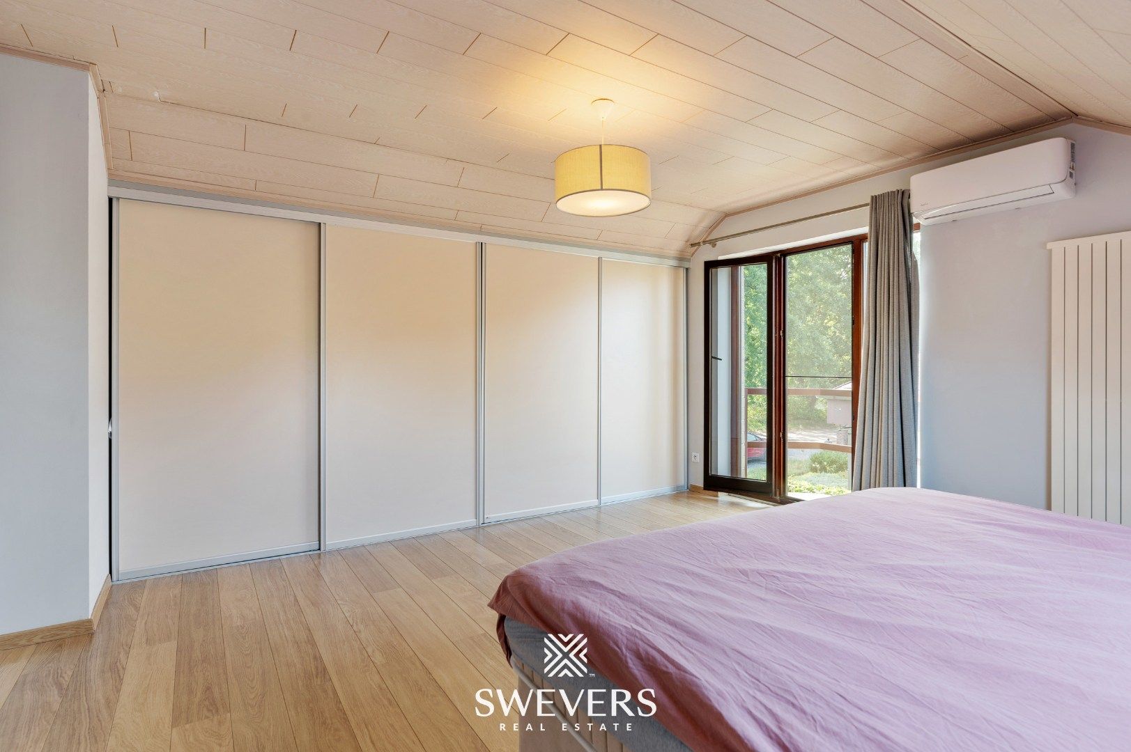 Ruime, instapklare woning op knap perceel van 14a 43ca in Helchteren  foto 14