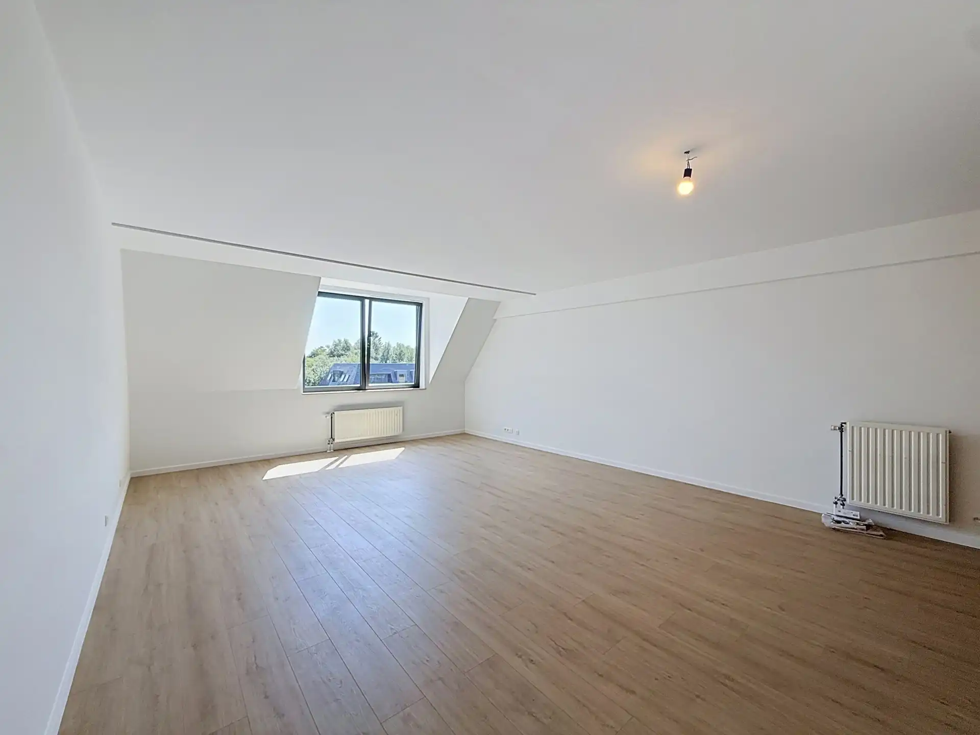 Appartement met 2 slaapkamers in het hart van Waterloo foto {{pictureIndex}}
