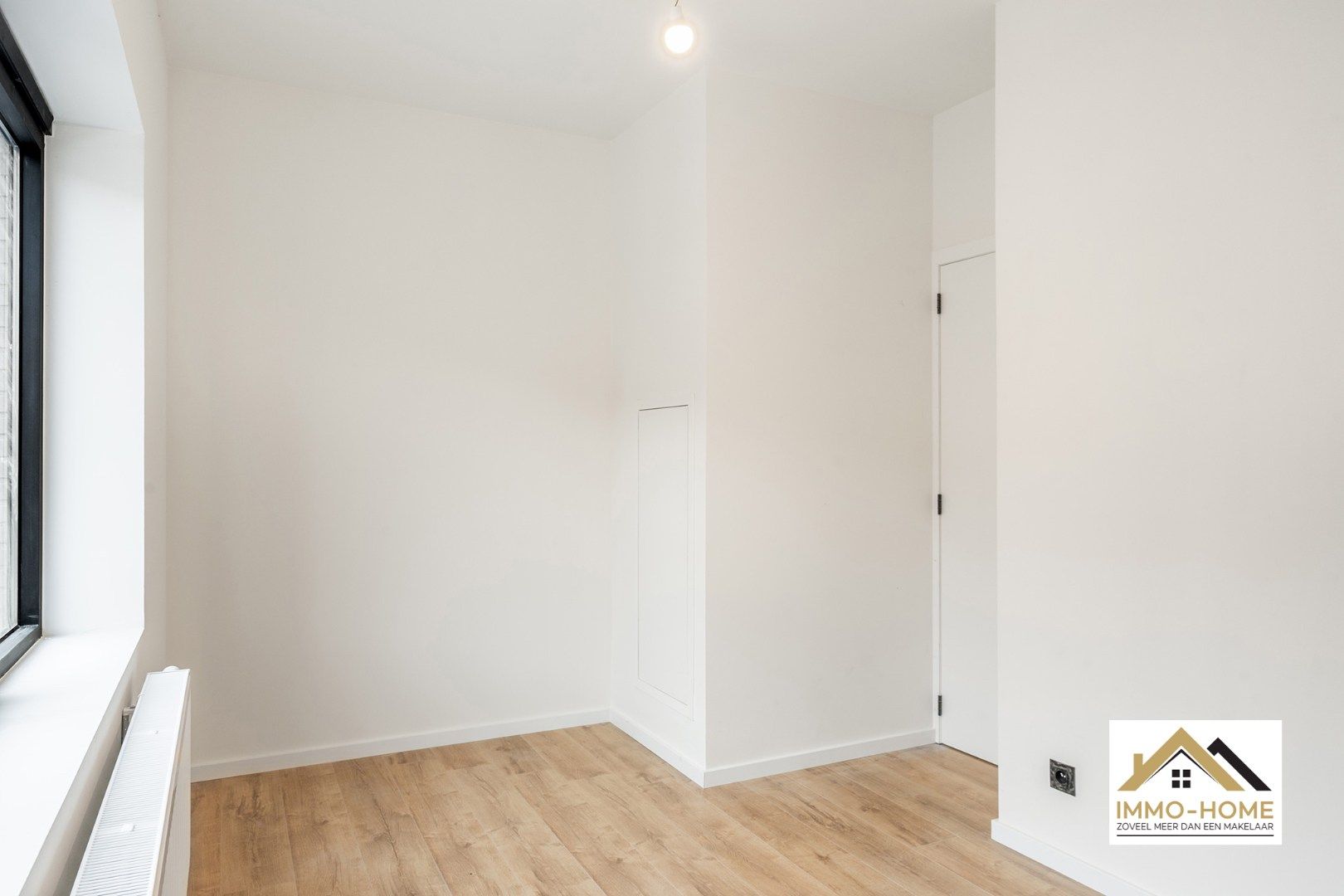 Gerenoveerde woning op topligging foto 17