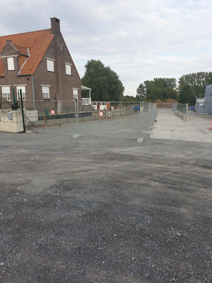 LIERDE - Terrein met loods op 1,3 ha foto 6