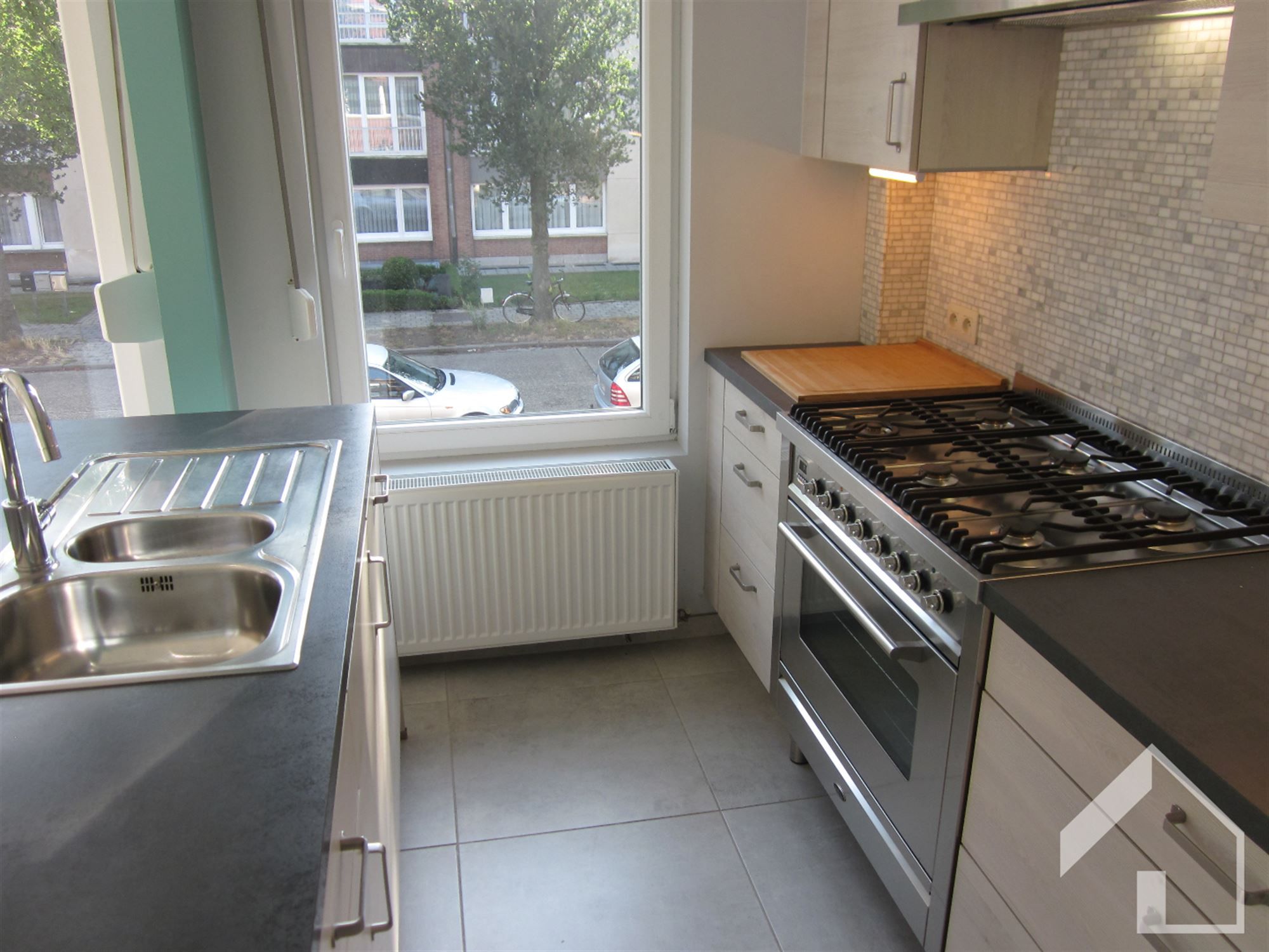 APPARTEMENT MET 2 SLAAPKAMERS EN GARAGE foto 4