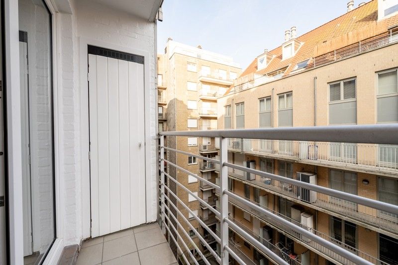 Prachtig gerenoveerd appartement op de Zeedijk met adembenemend zicht op zee foto 22