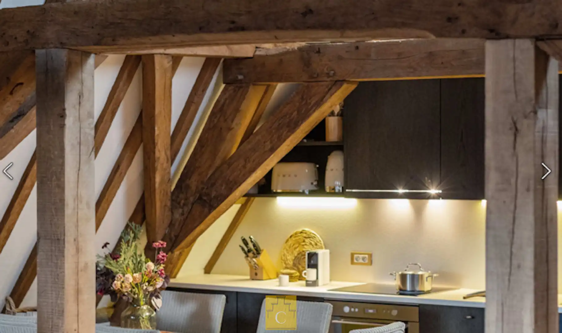 Luxe gemeubeld dakappartement met zicht op de Vismarkt foto 12