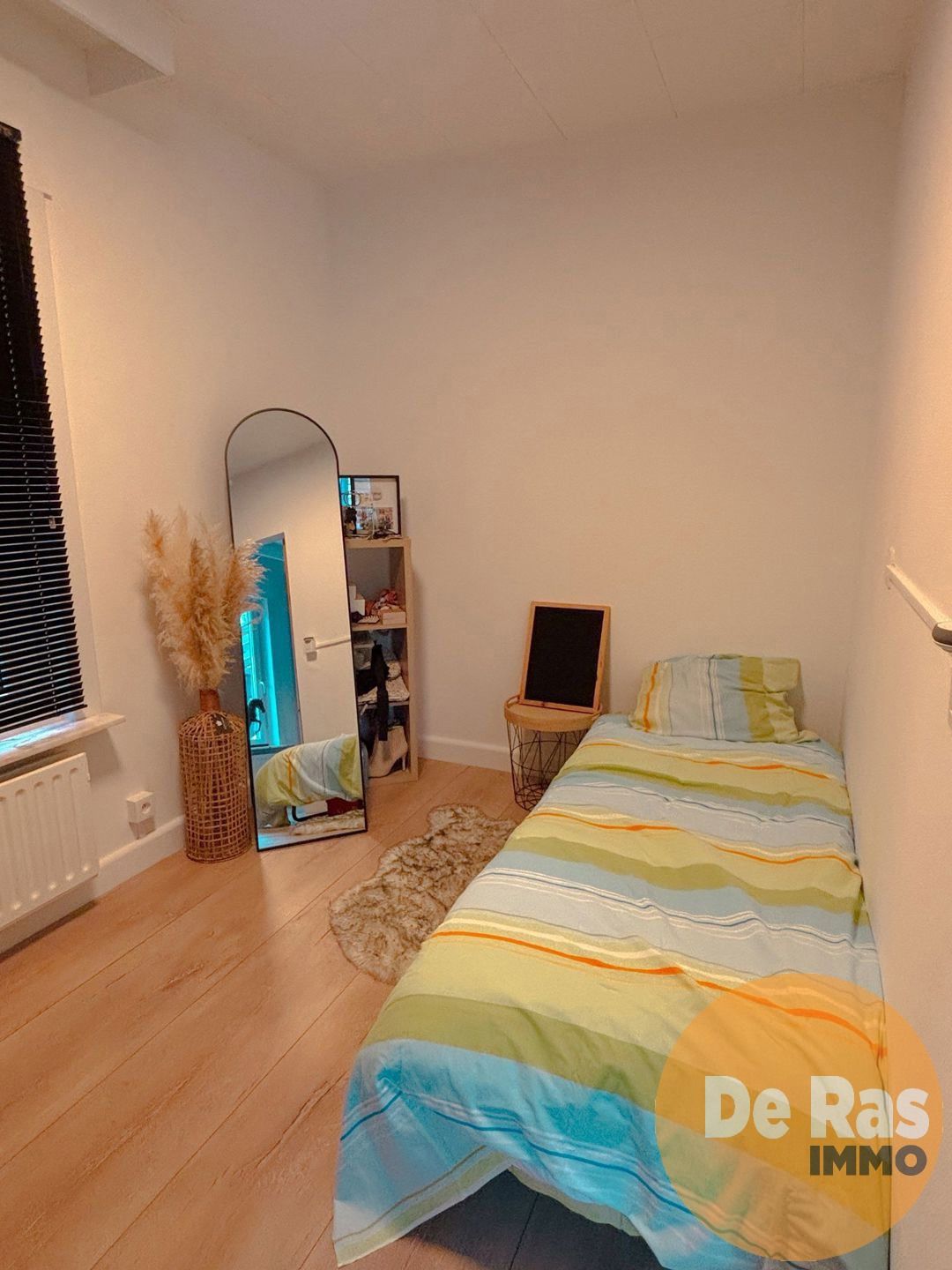 MEERBEKE - Charmante, rustig gelegen vernieuwde woning foto 11