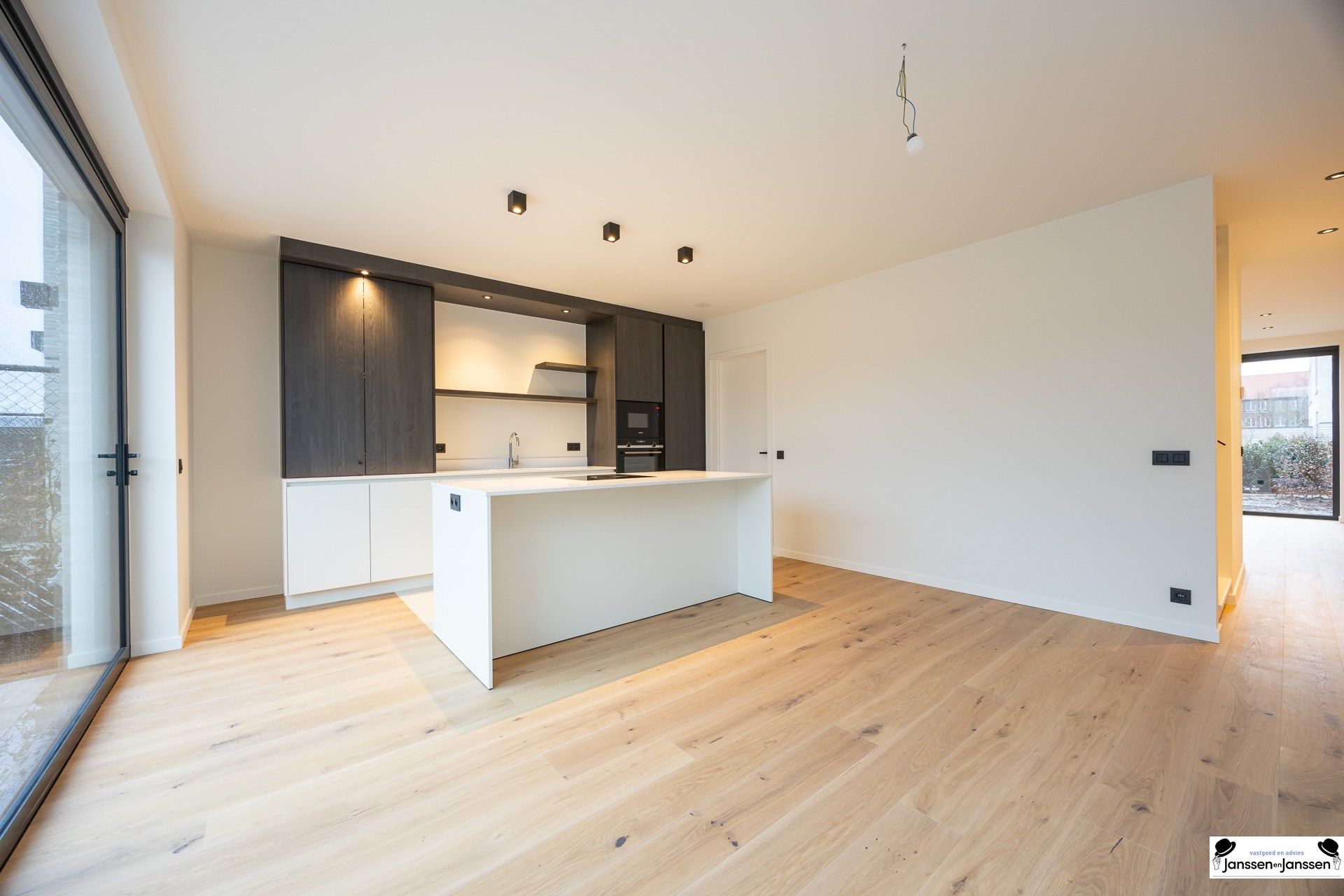 Wonen in een groene omgeving op een centrale locatie in Gooreind! foto 7
