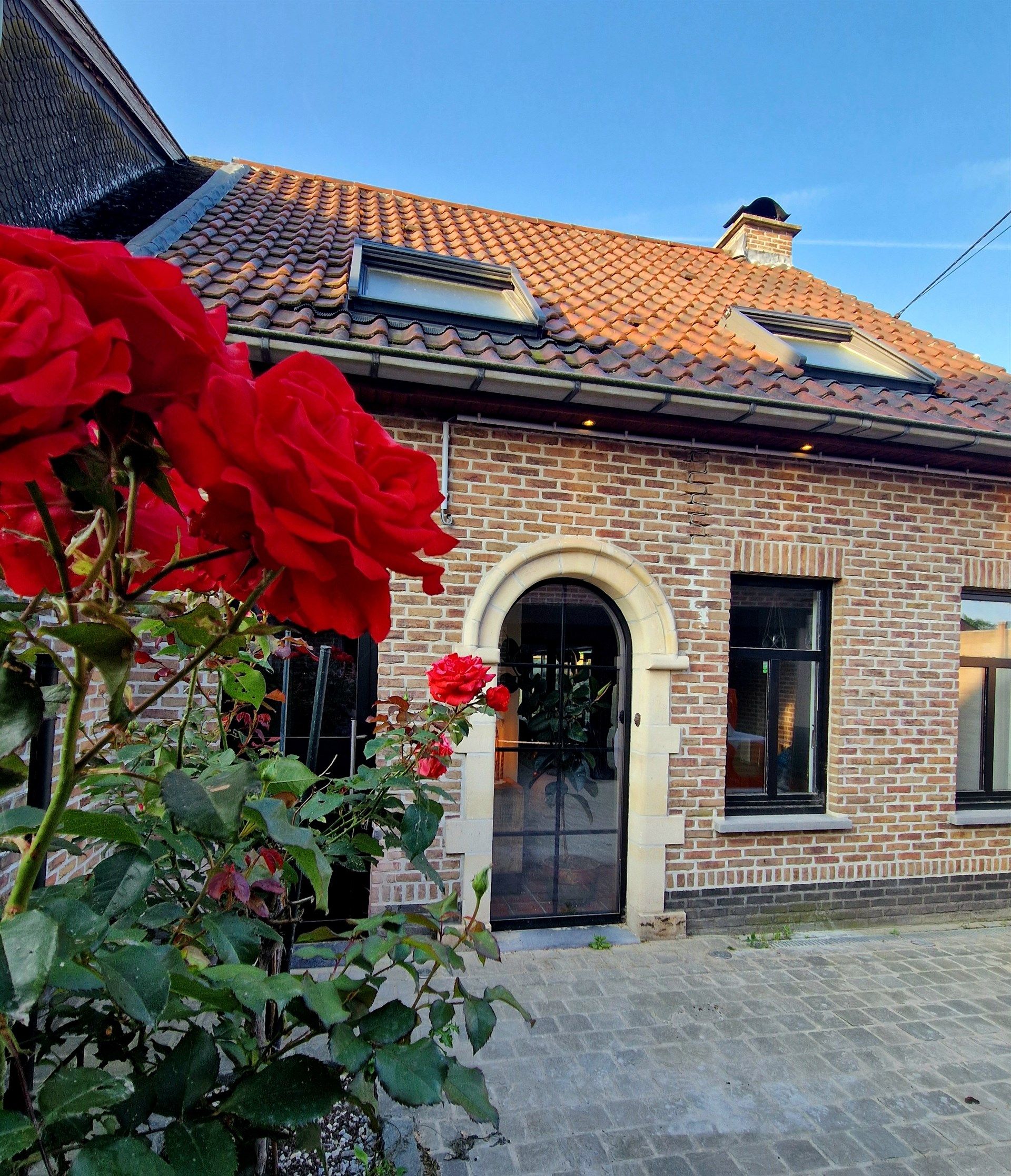 Charmante, gerenoveerde woning met bijgebouw, zuidgerichte tuin en uitstekende ligging foto 25