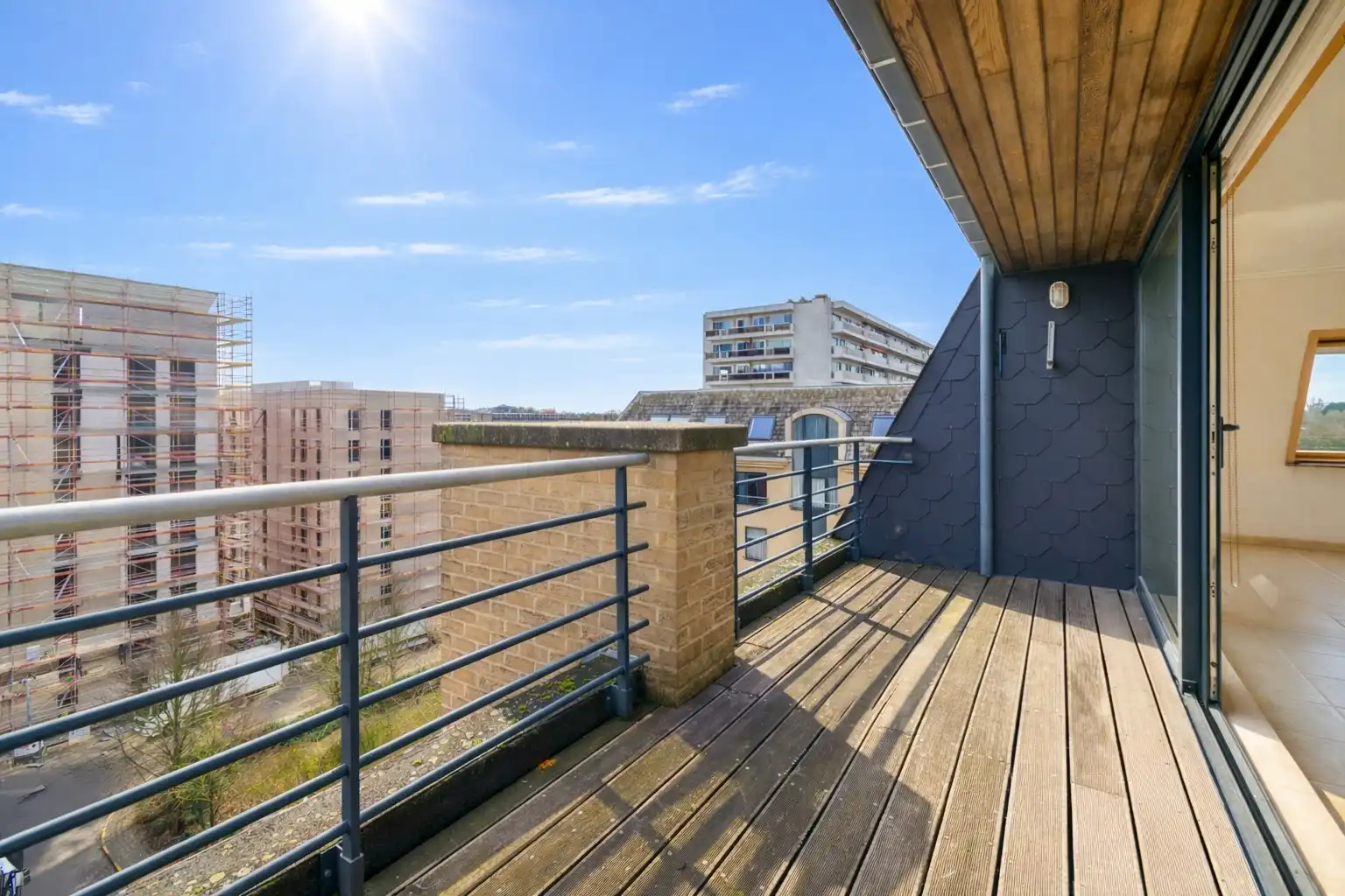LICHTRIJKE PENTHOUSE MET 3 SLP, 2 BDK + TERRAS ! foto 4