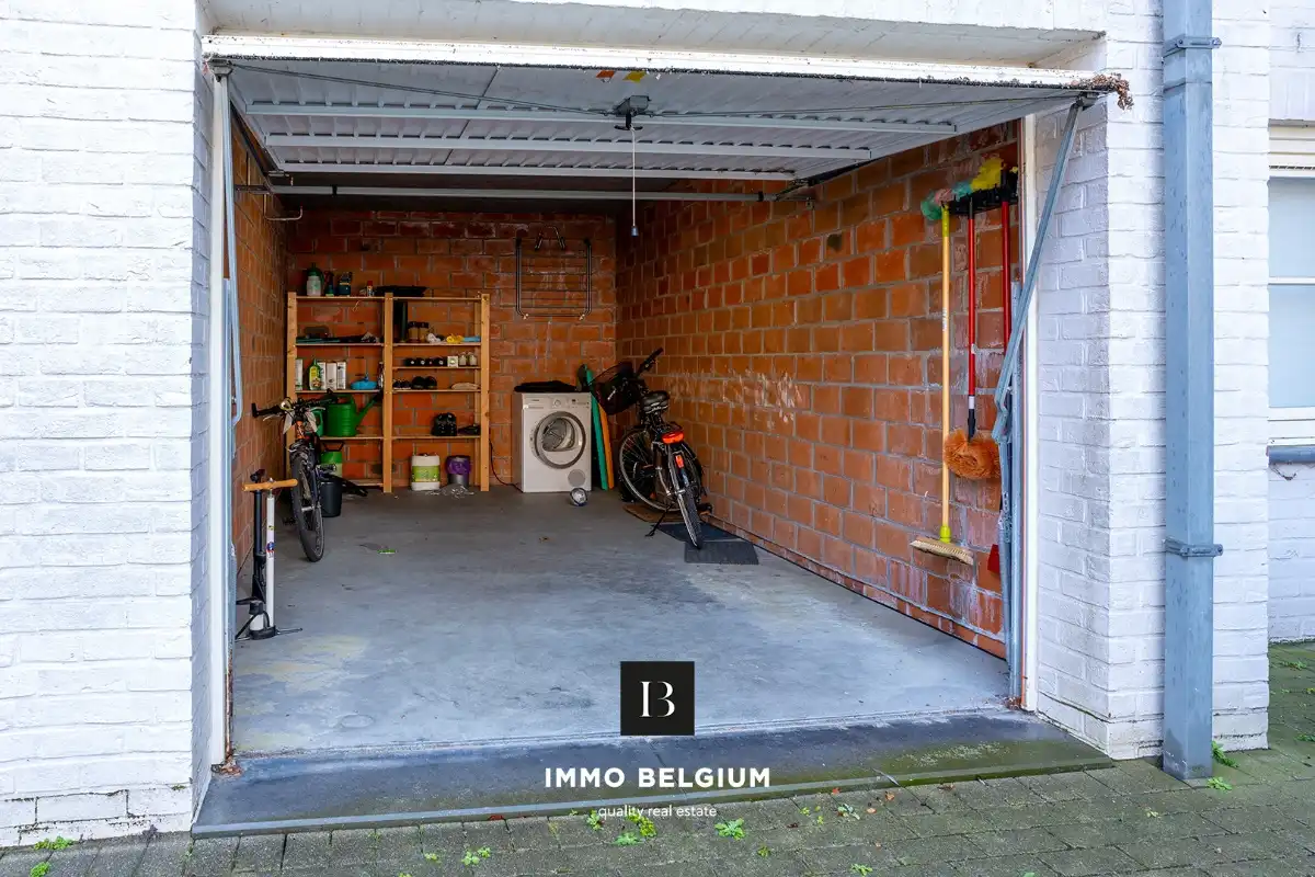 Ruim appartement met 3 slaapkamers nabij het centrum foto 12