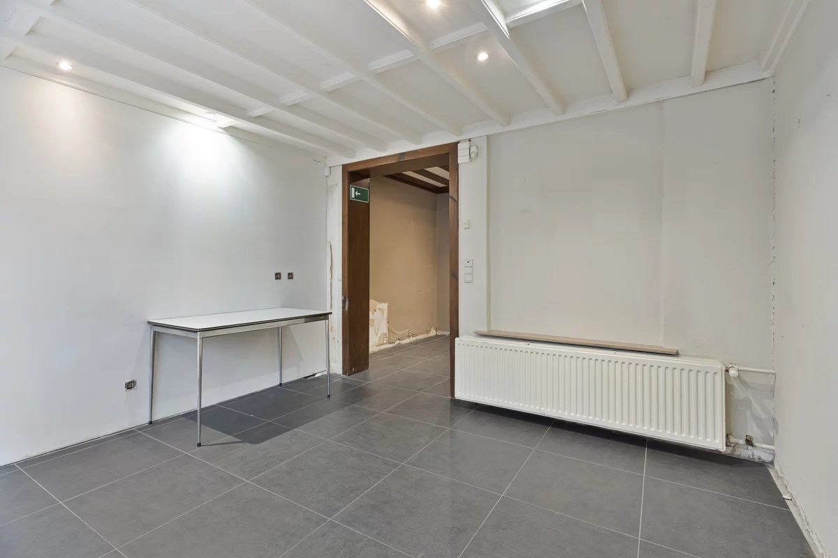 WINKELRUIMTE/KANTOORRUIMTE (MET OPTIE WOONST) VAN 223M2 IN CENTRUM BILZEN foto 9