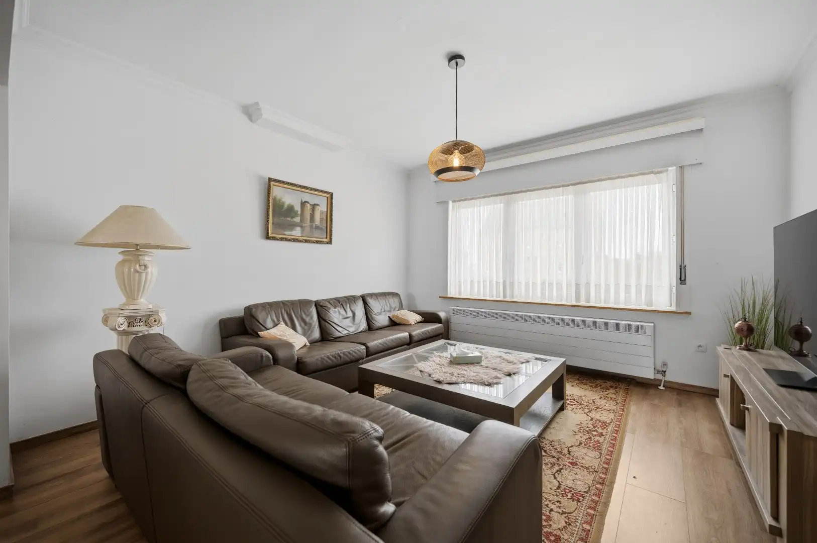 Gerenoveerde HOB met tuin, garage en 3 slpks met opslagmog. foto 8