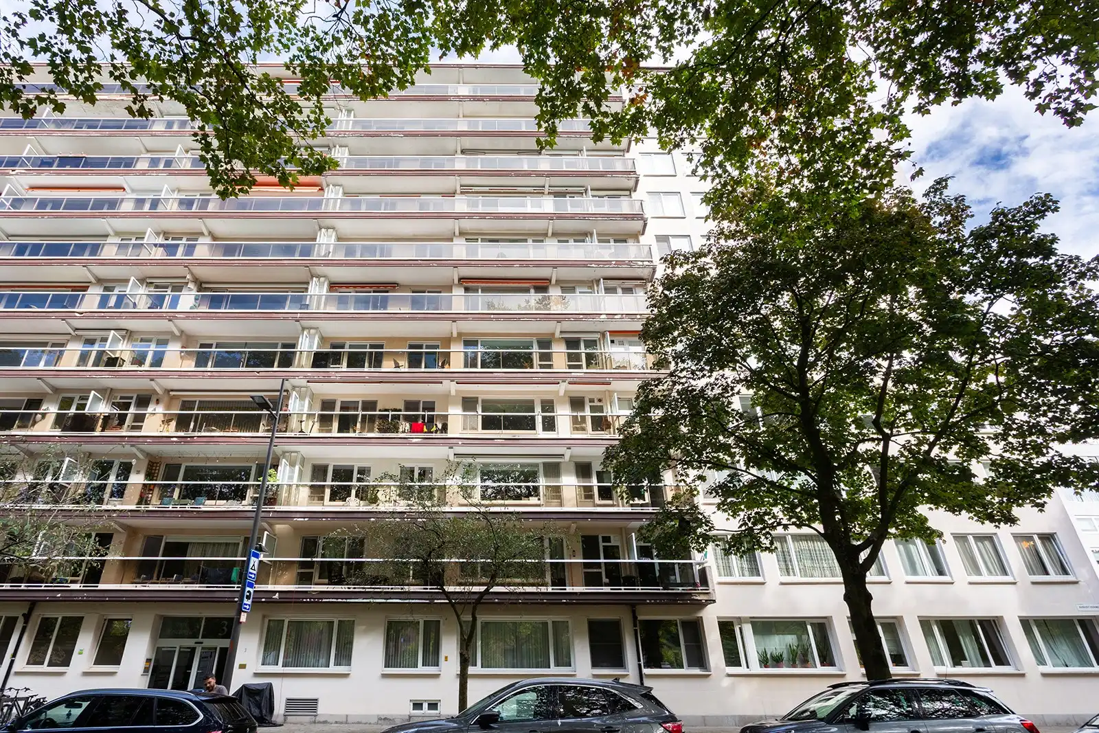 Mooi gerenoveerd 3-slaapkamerappartement met 2 terrassen, garage en 2 kelderbergingen foto 25