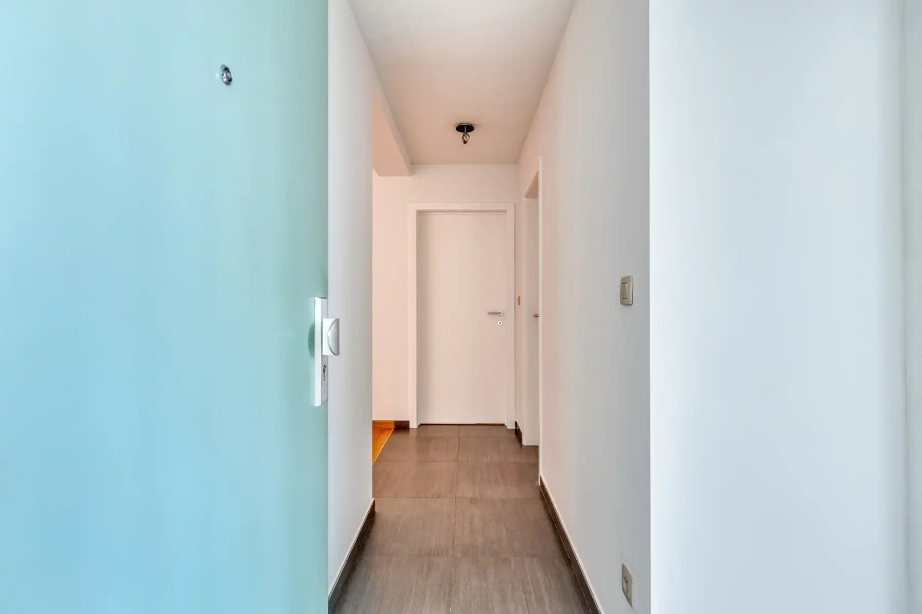 OPTIE Goed onderhouden appartement op eerste verdieping met garage foto 4