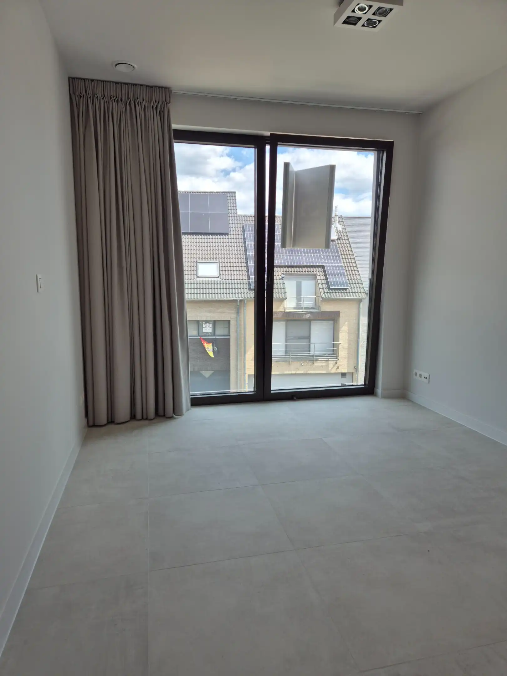Nieuwbouwappartement met 2 slaapkamers en terras foto 13