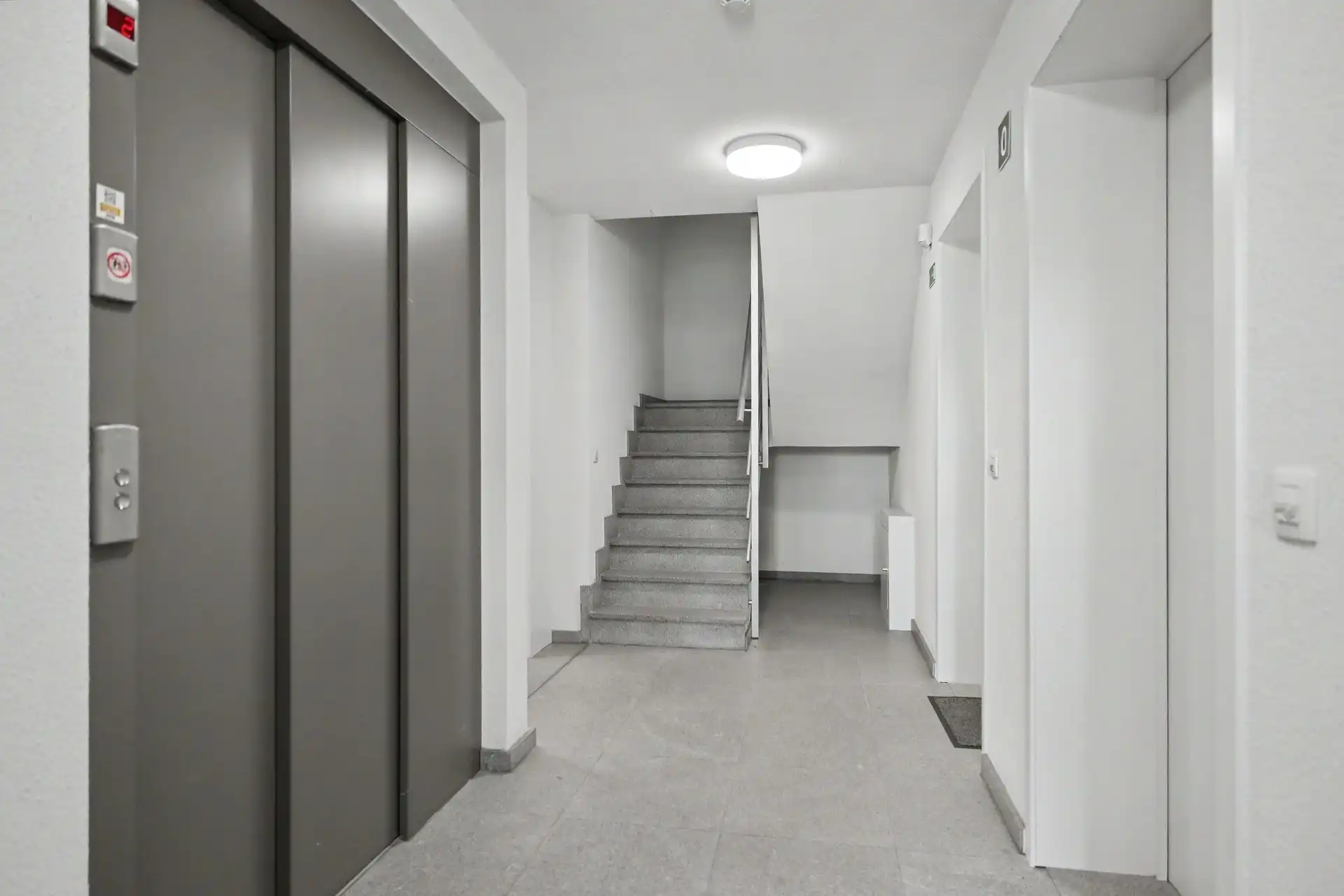 Instapklaar gelijkvloersappartement met 2 slaapkamers & ondergrondse autostaanplaats foto 20