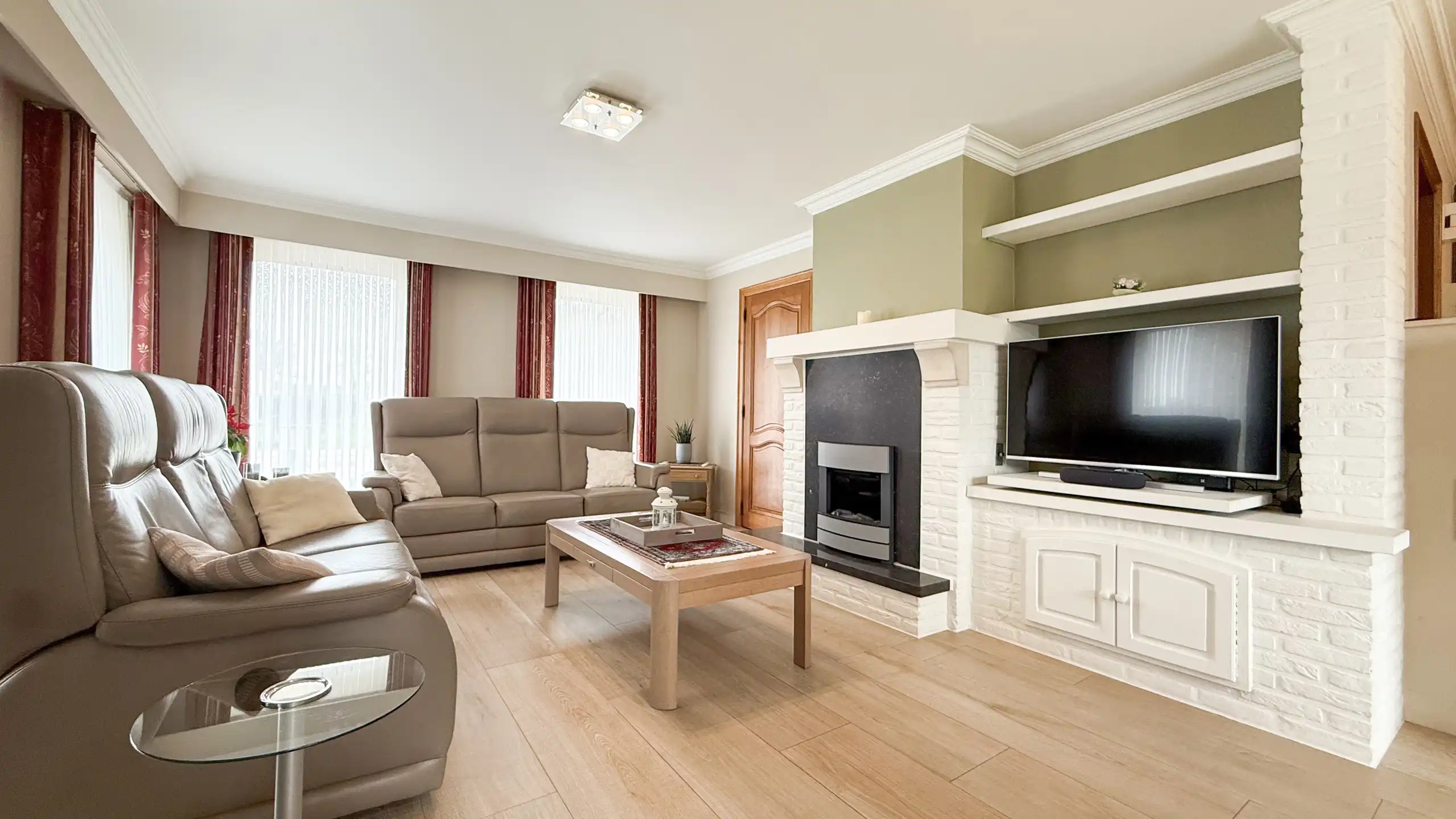 Charmante halfopen woning in rustige woonwijk te Eversel! foto 5