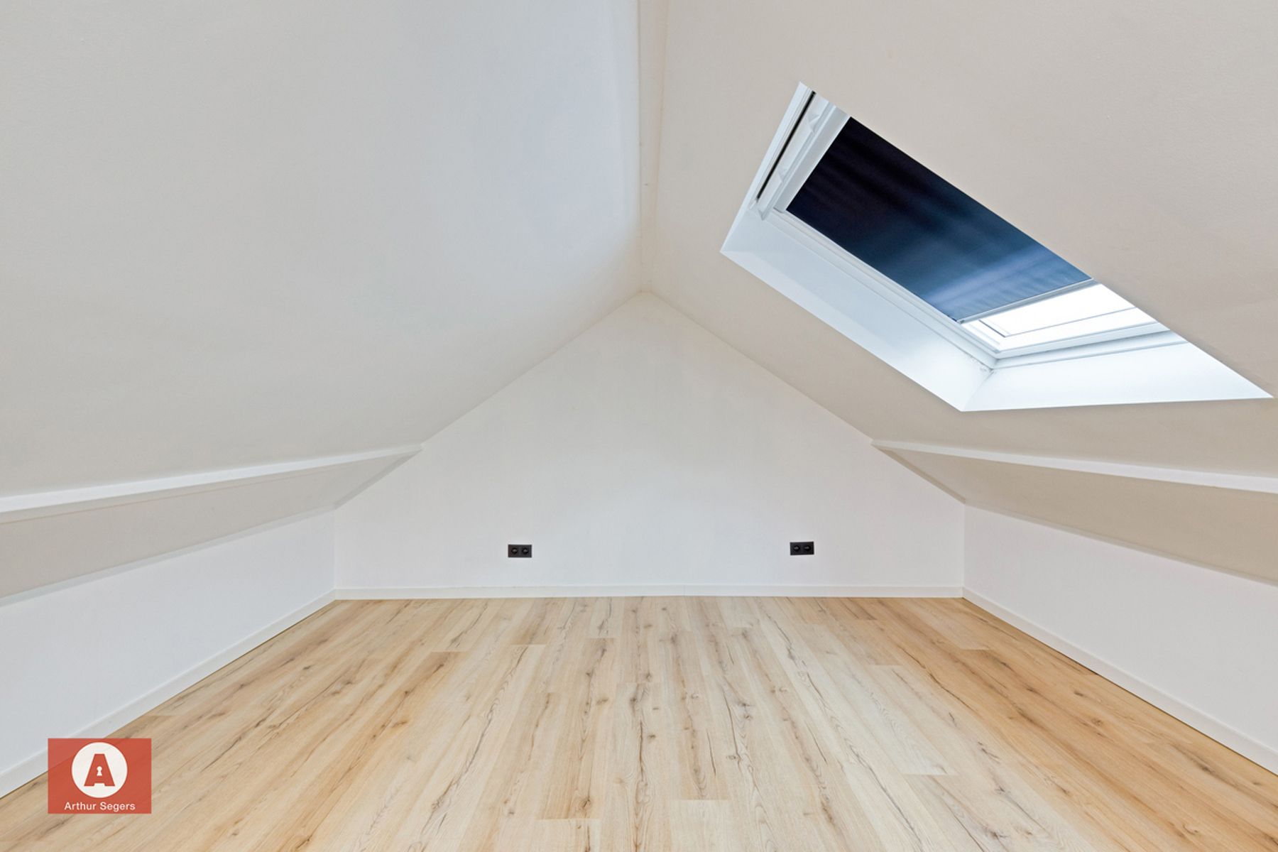 Energiezuinige & hedendaagse starters-woning met terras. foto 20