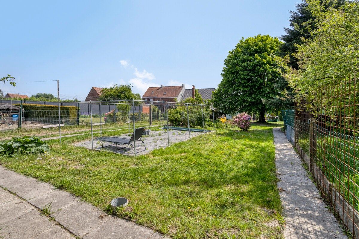 Te renoveren woning met naastliggend bouwperceel! foto 15