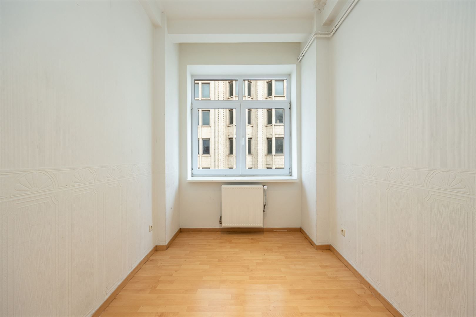 Op te frissen appartement in befaamde Meirbuilding foto 21