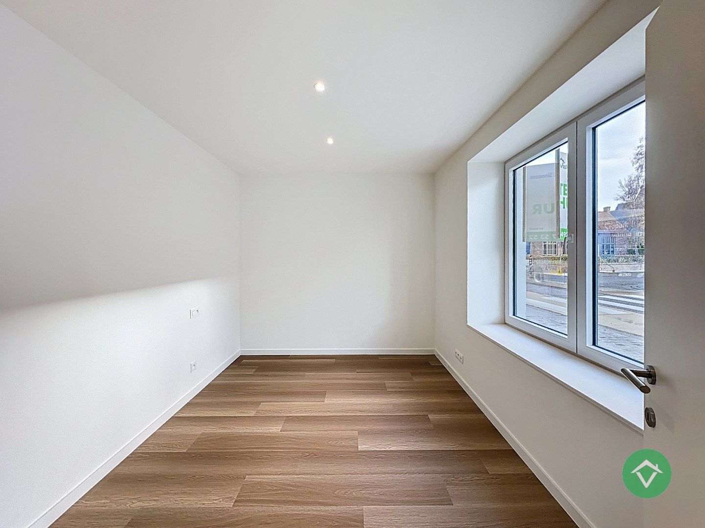 Volledig gerenoveerd gelijkvloers appartement in nostalgische ligging – De Mokker, Koekelare foto 8