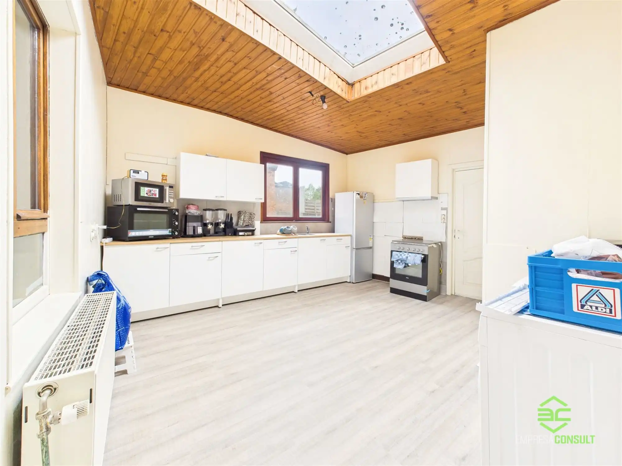 Ruime stadswoning met 5 slpk en 2 badk! foto 9