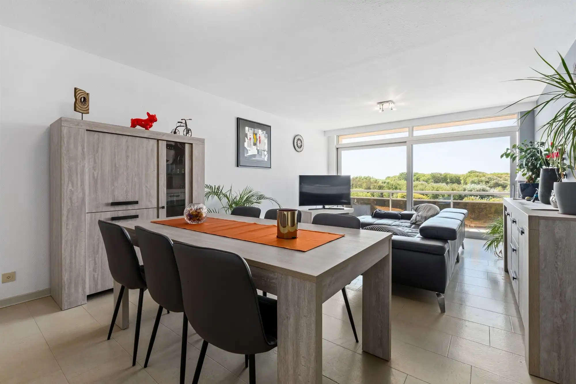 Appartement met open zichten! foto 4