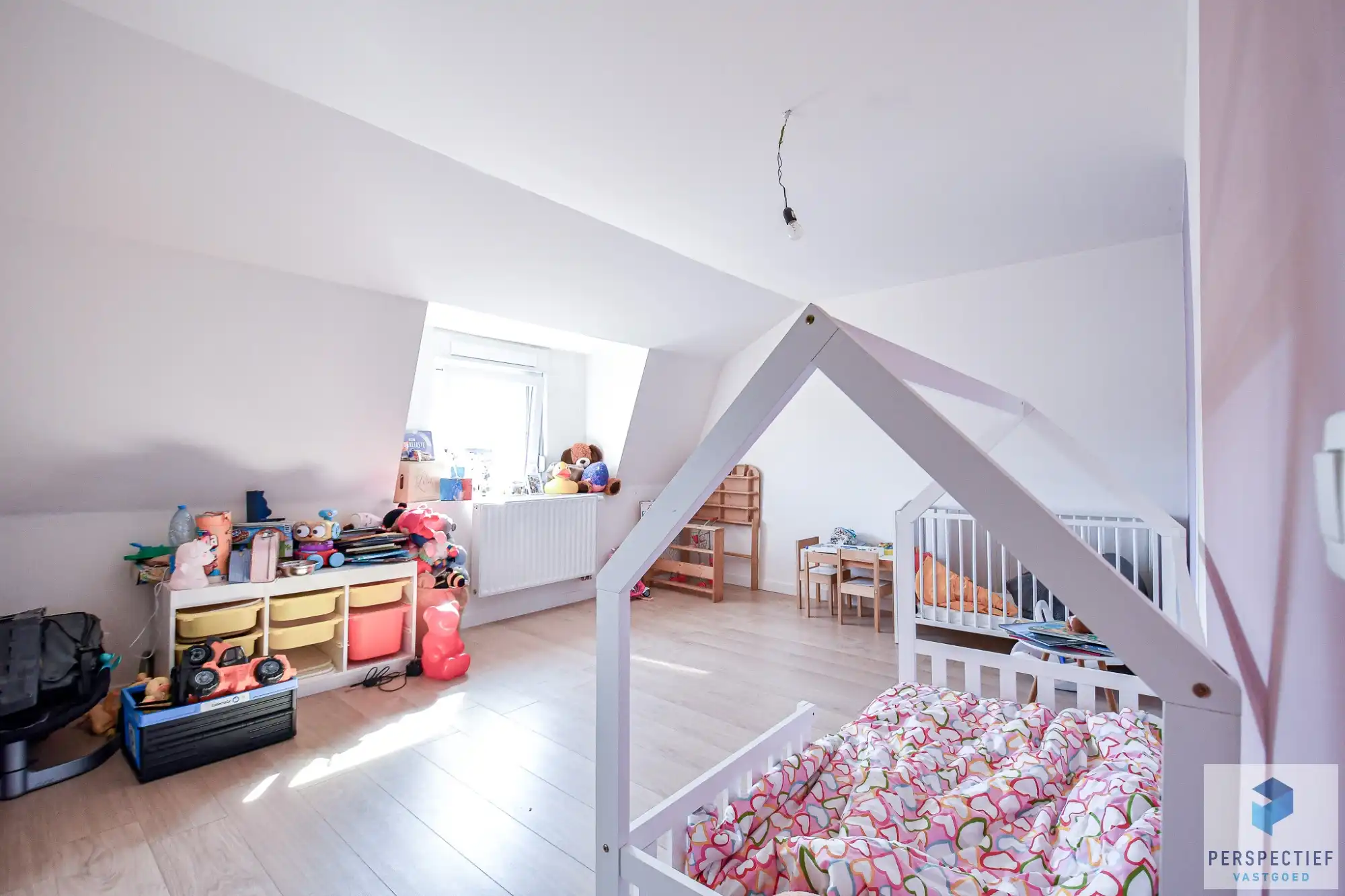 Ruime mooi gerenoveerde woning met 3 slpk en tuin foto 15