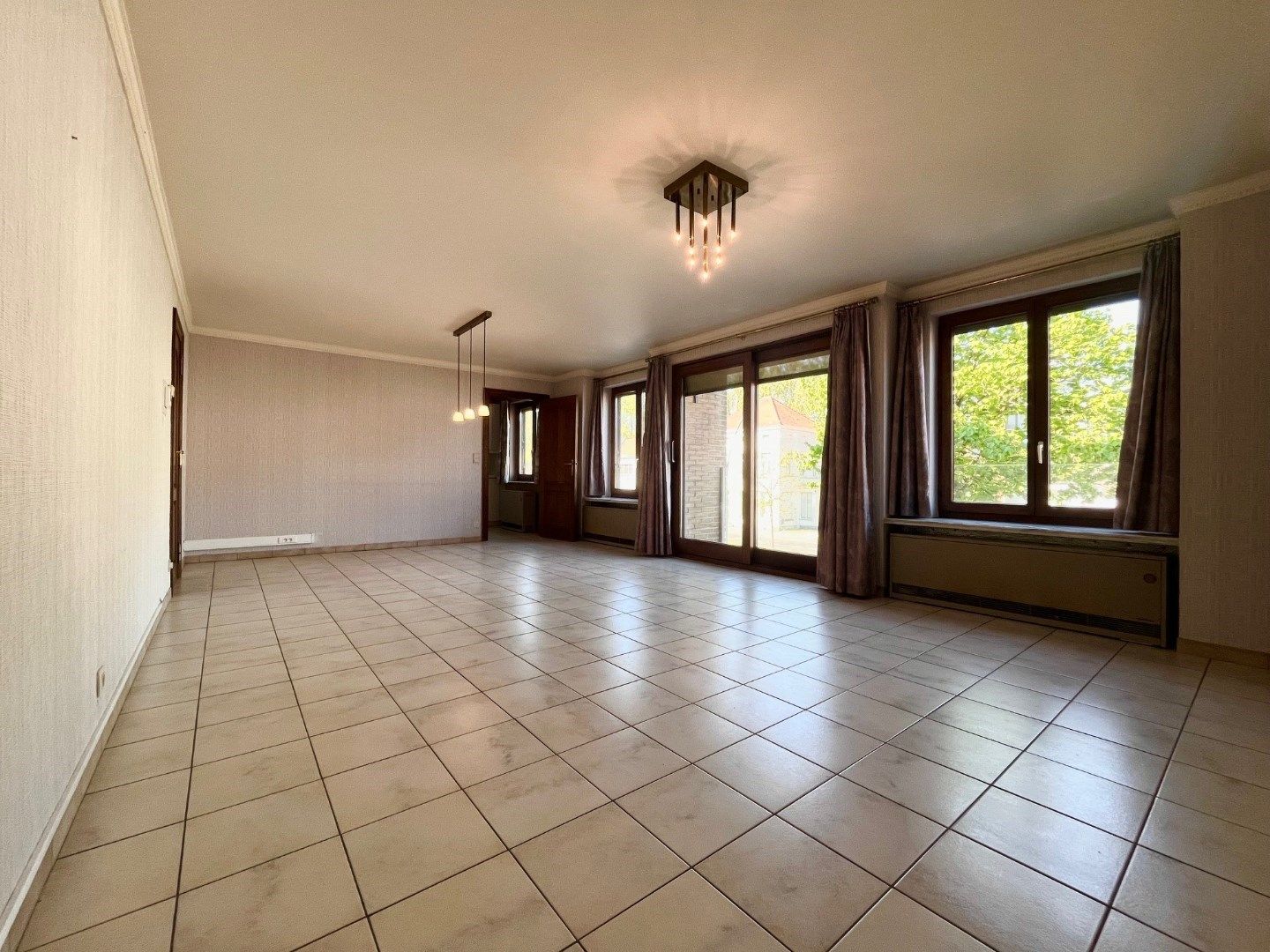 Bijzonder goedgelegen, ruim 3-slaapkamer-appartement met riant zonneterras foto 9