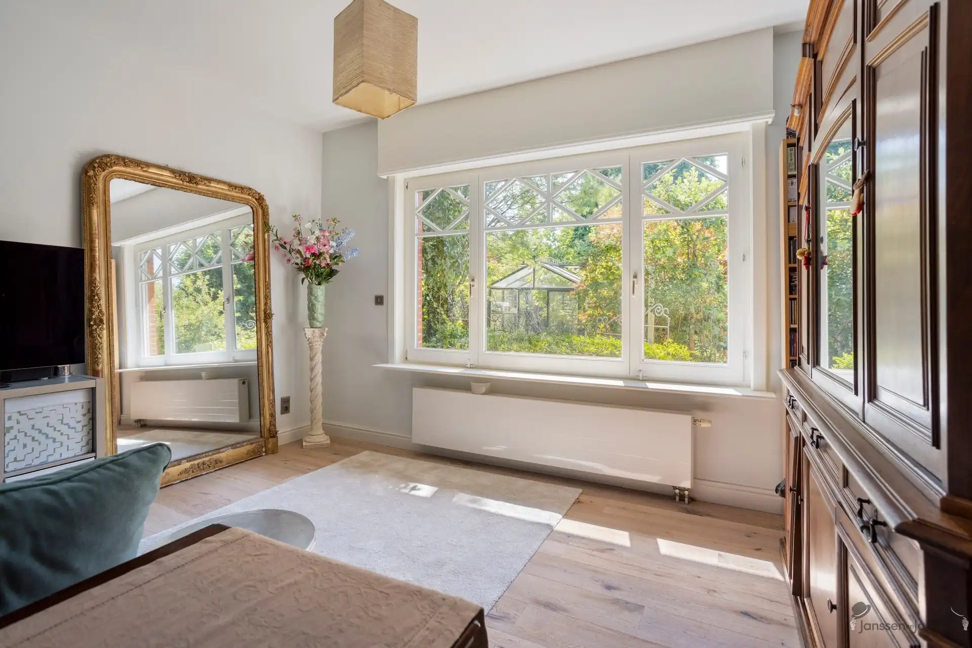 Wonen tussen licht en groen | Charmante villa met 5 slaapkamers in één van de mooiste lanen van Brasschaat foto 15
