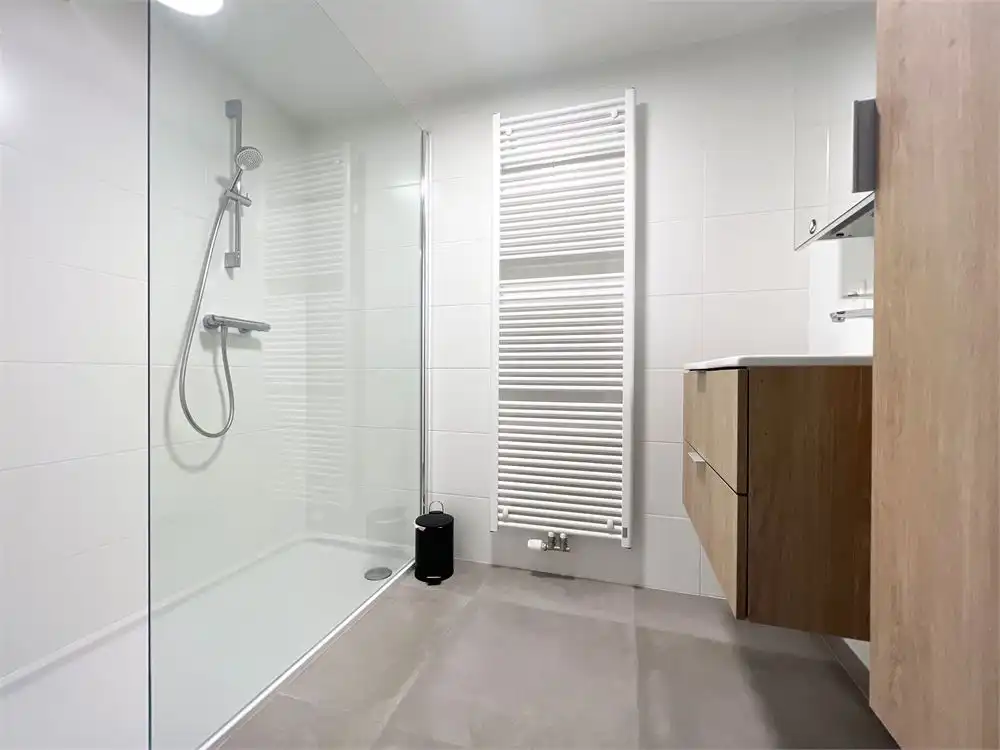 Energiezuinig, recent appartement (2slpks) + terras! foto 8