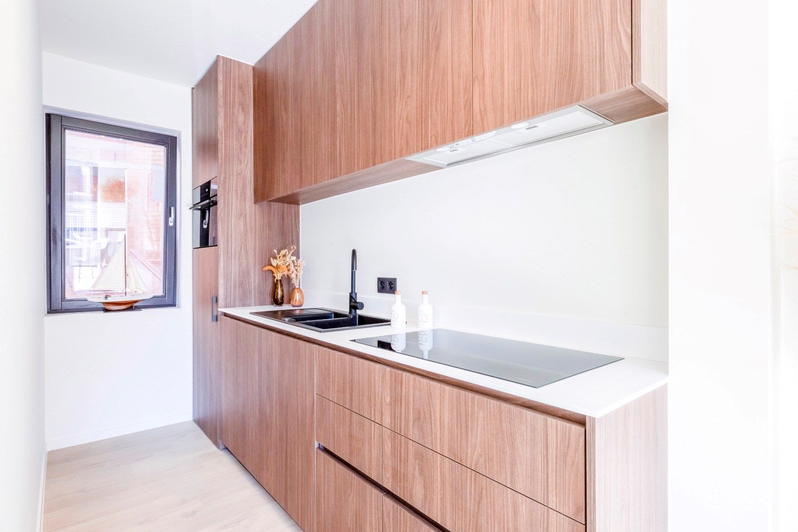 PRACHTIG GERENOVEERD APPARTEMENT met lateraal zeezicht te Koksijde  foto 3